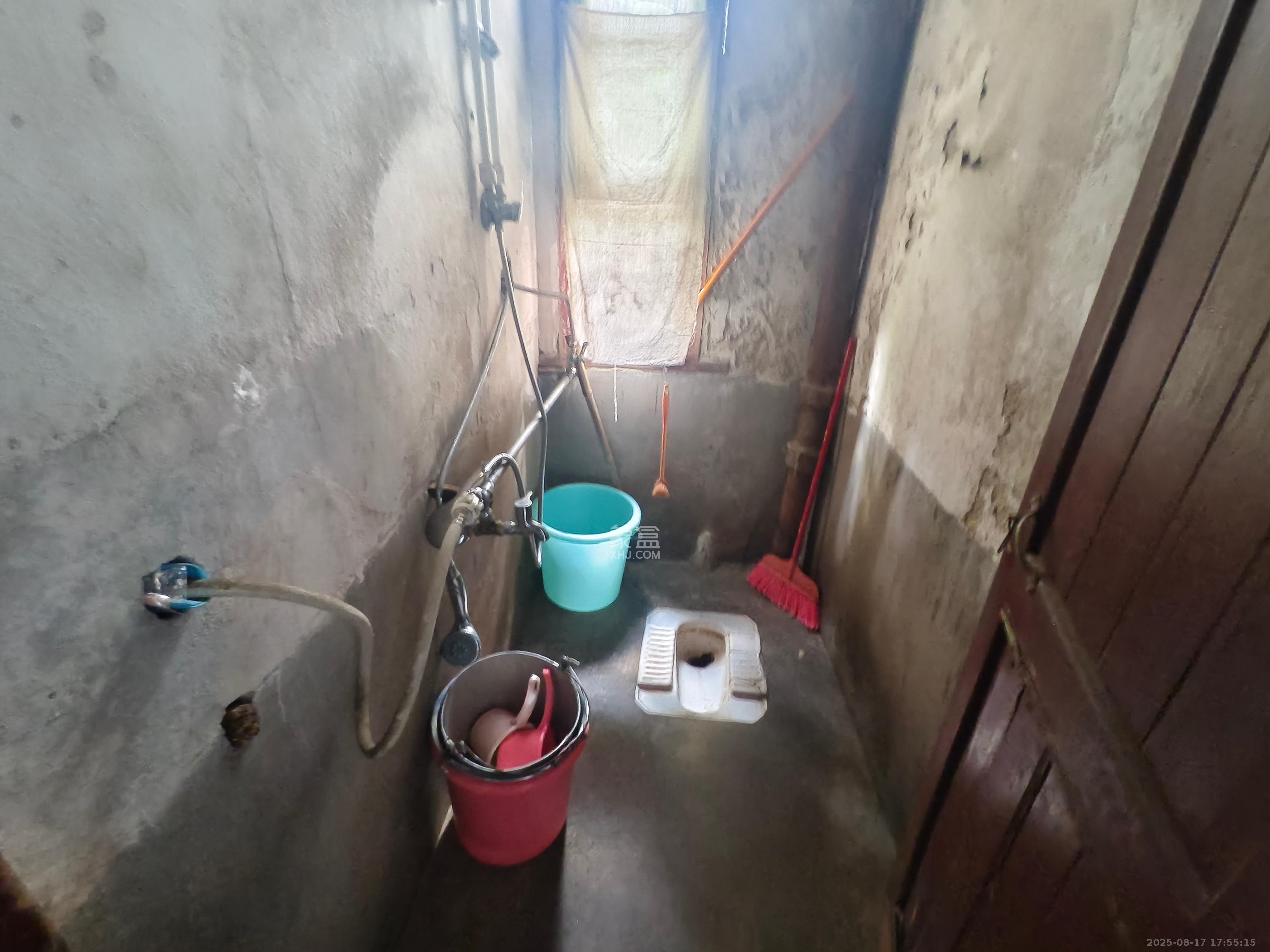 丽臣小区  1室1厅1卫    850.0元/月室内图