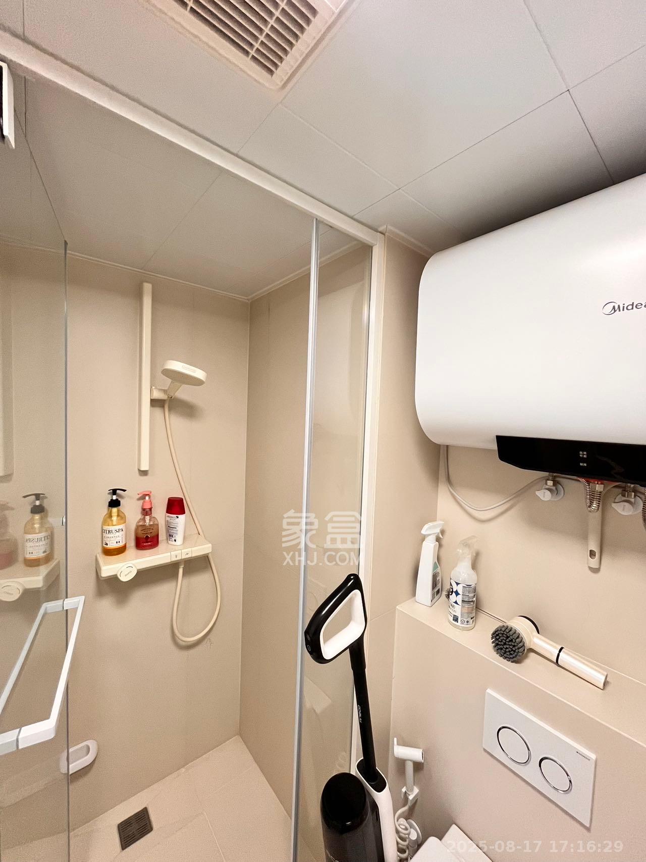 卓越中寰  1室1厅1卫   4000.00元/月室内图