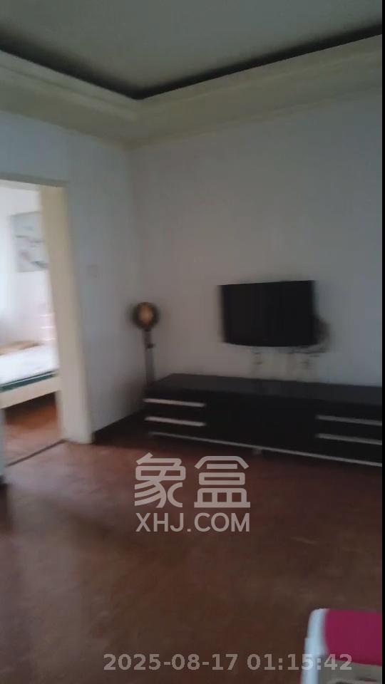 麓山宾馆宿舍 3室1厅1卫 2500.0元/月 麓山宾馆宿舍 3室1厅1卫 2500.0元/月室内图