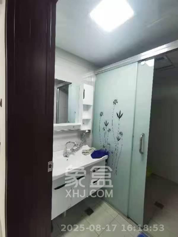 梅溪湖金茂湾  3室1厅1卫   3200.00元/月室内图