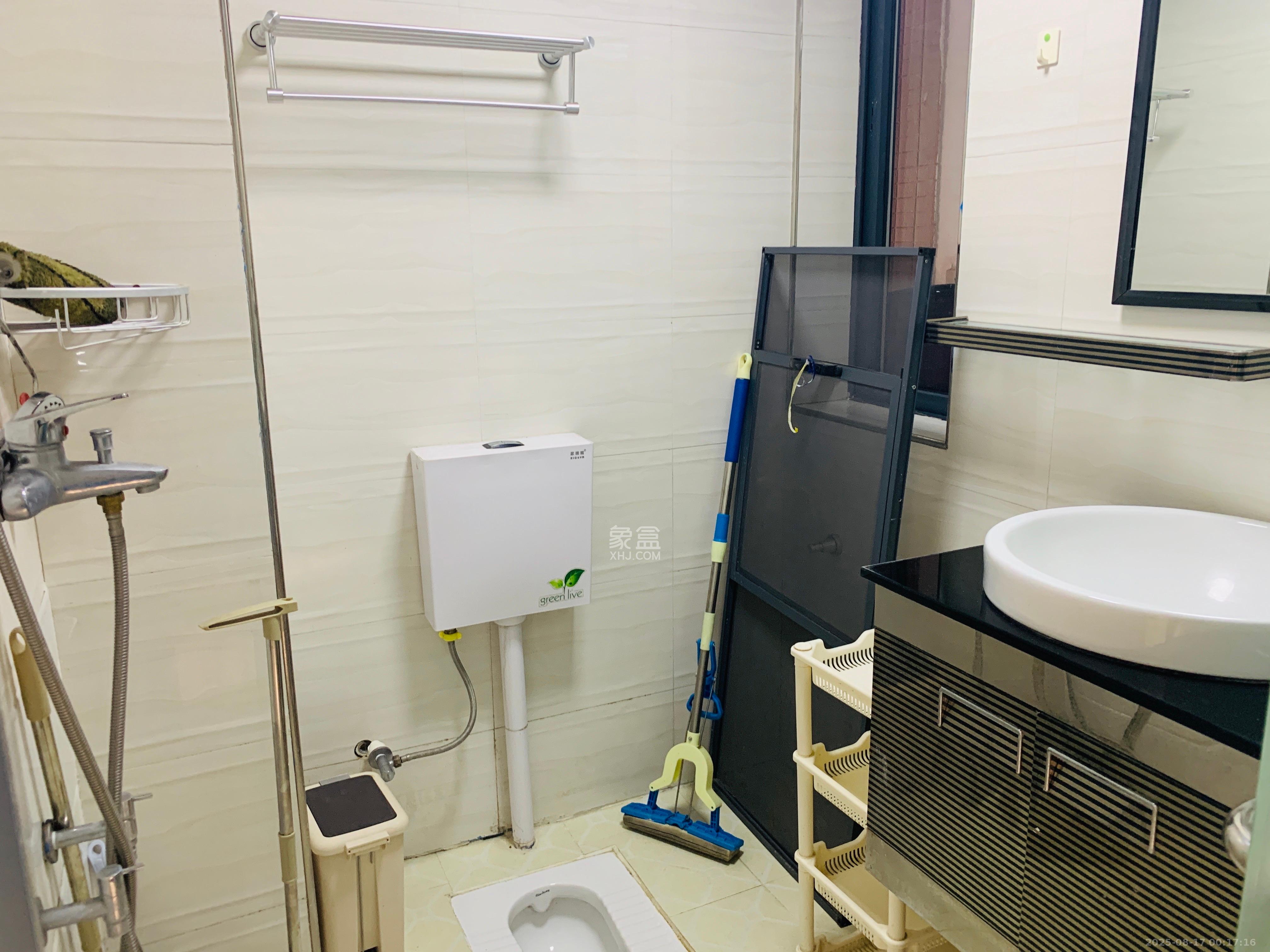 中建芙蓉工社  2室1厅1卫   1450.00元/月室内图