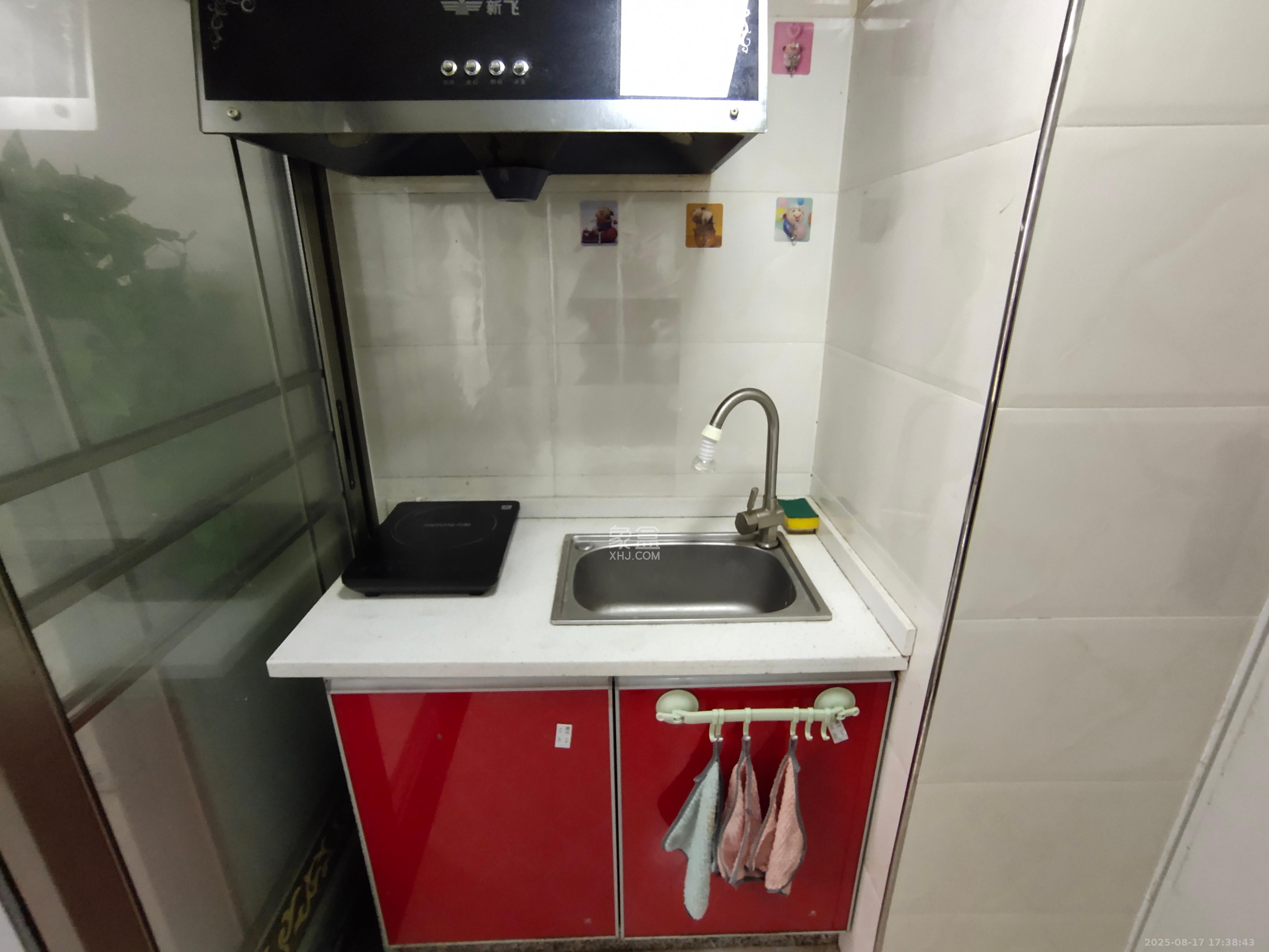 阳光100二期  1室1厅1卫   1250.00元/月室内图