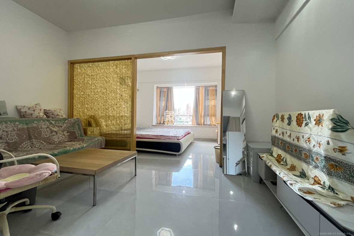 通华天都 1室1厅1卫 1700.0元/月 通华天都 1室1厅1卫 1700.0元/月室内图