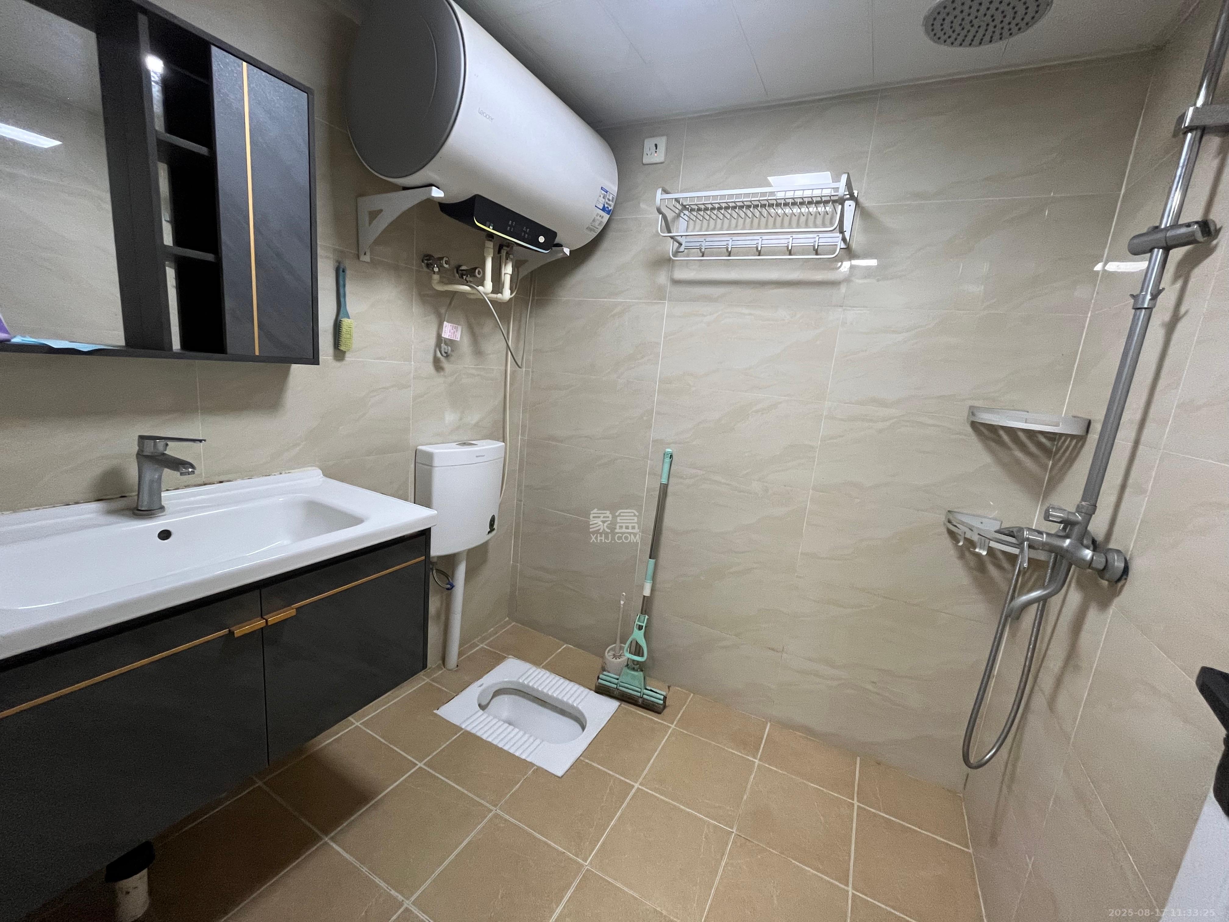 MOMA当代广场  1室1厅1卫    1300.0元/月 MOMA当代广场  1室1厅1卫    1300.0元/月室内图