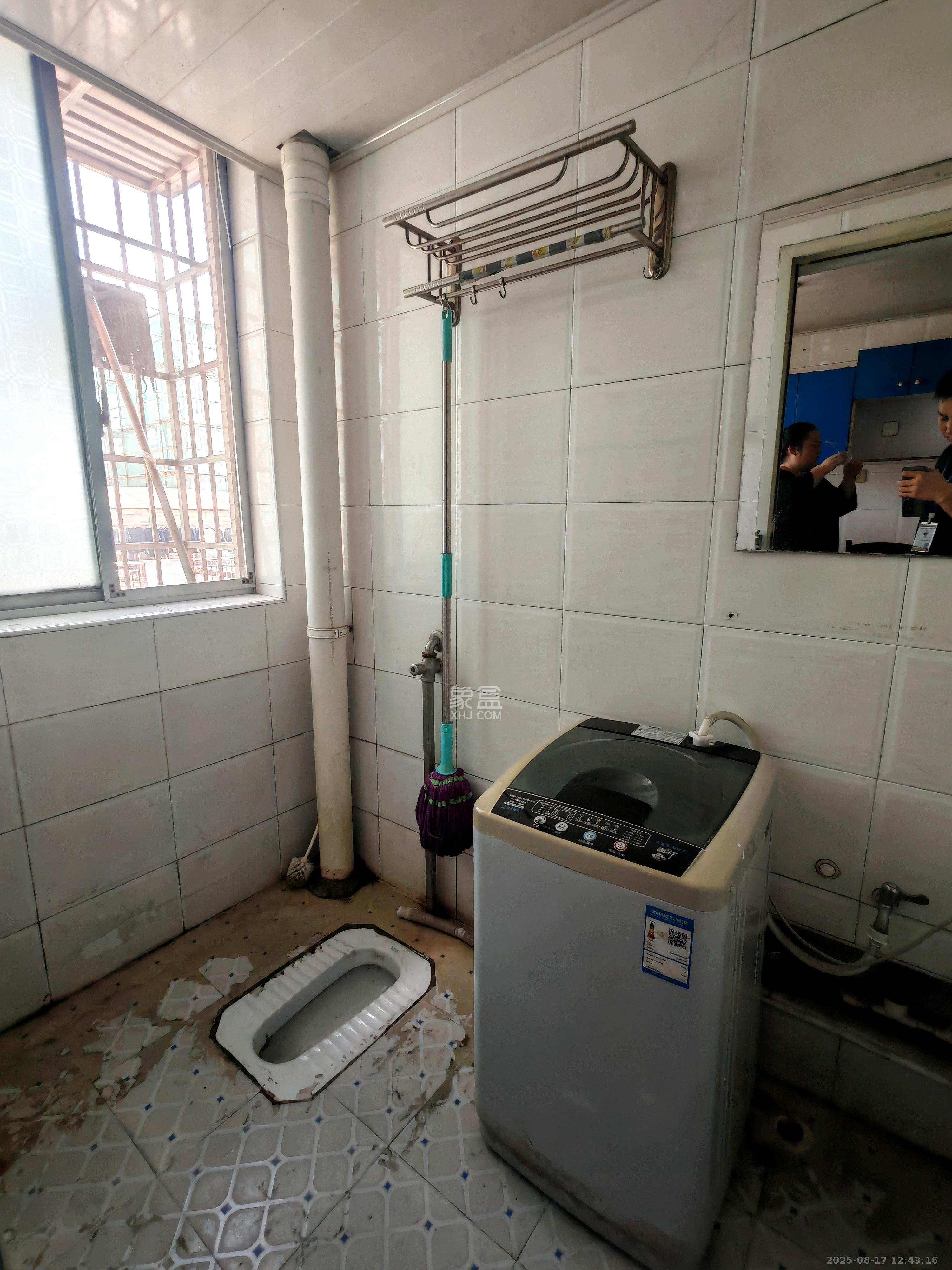 黄泥塘小区  1室1厅1卫    1200.0元/月室内图