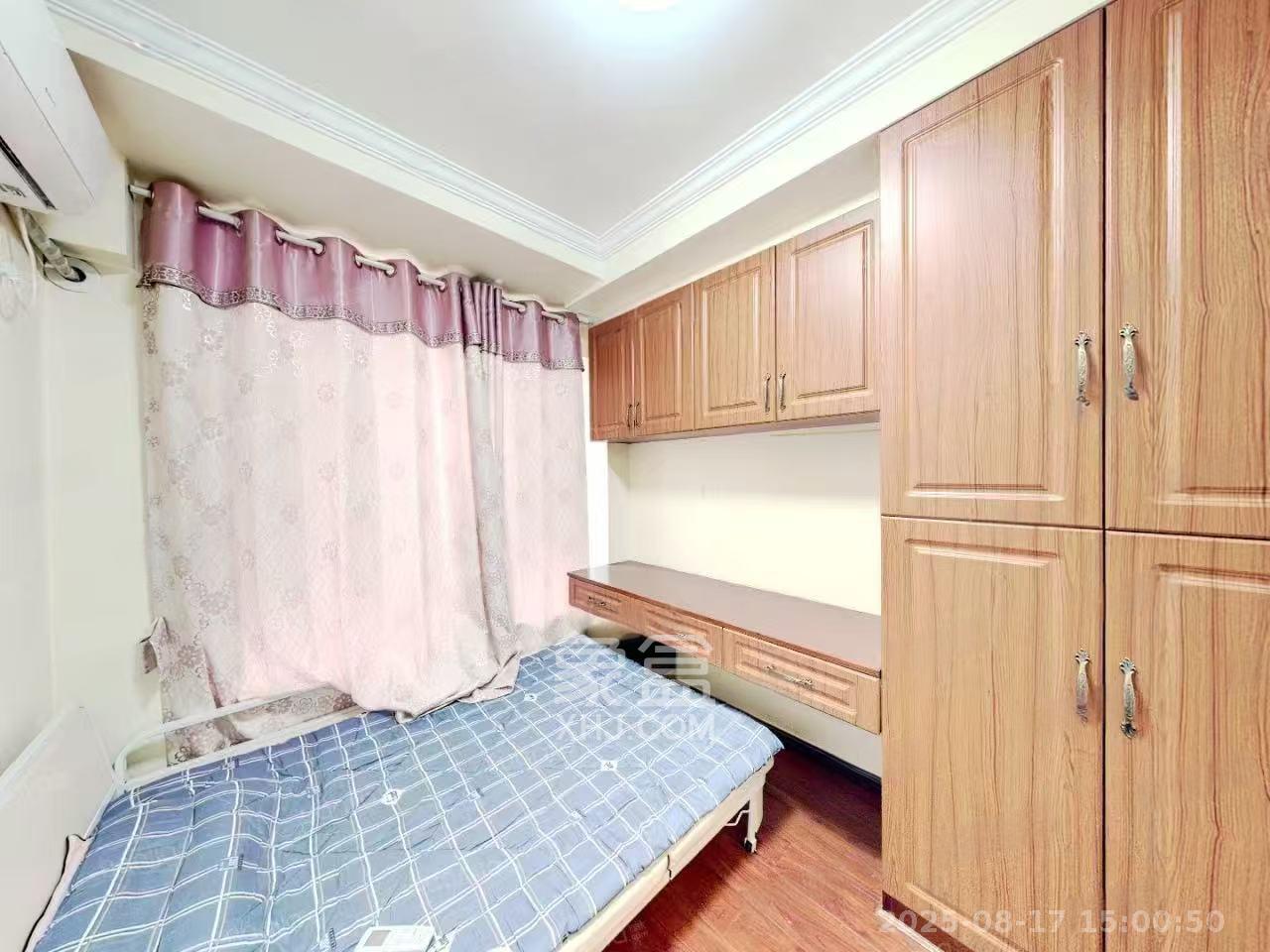 南山雍江汇(滨江国际新城) 4室2厅2卫 5000.00元/月 南山雍江汇(滨江国际新城) 4室2厅2卫 5000.00元/月室内图