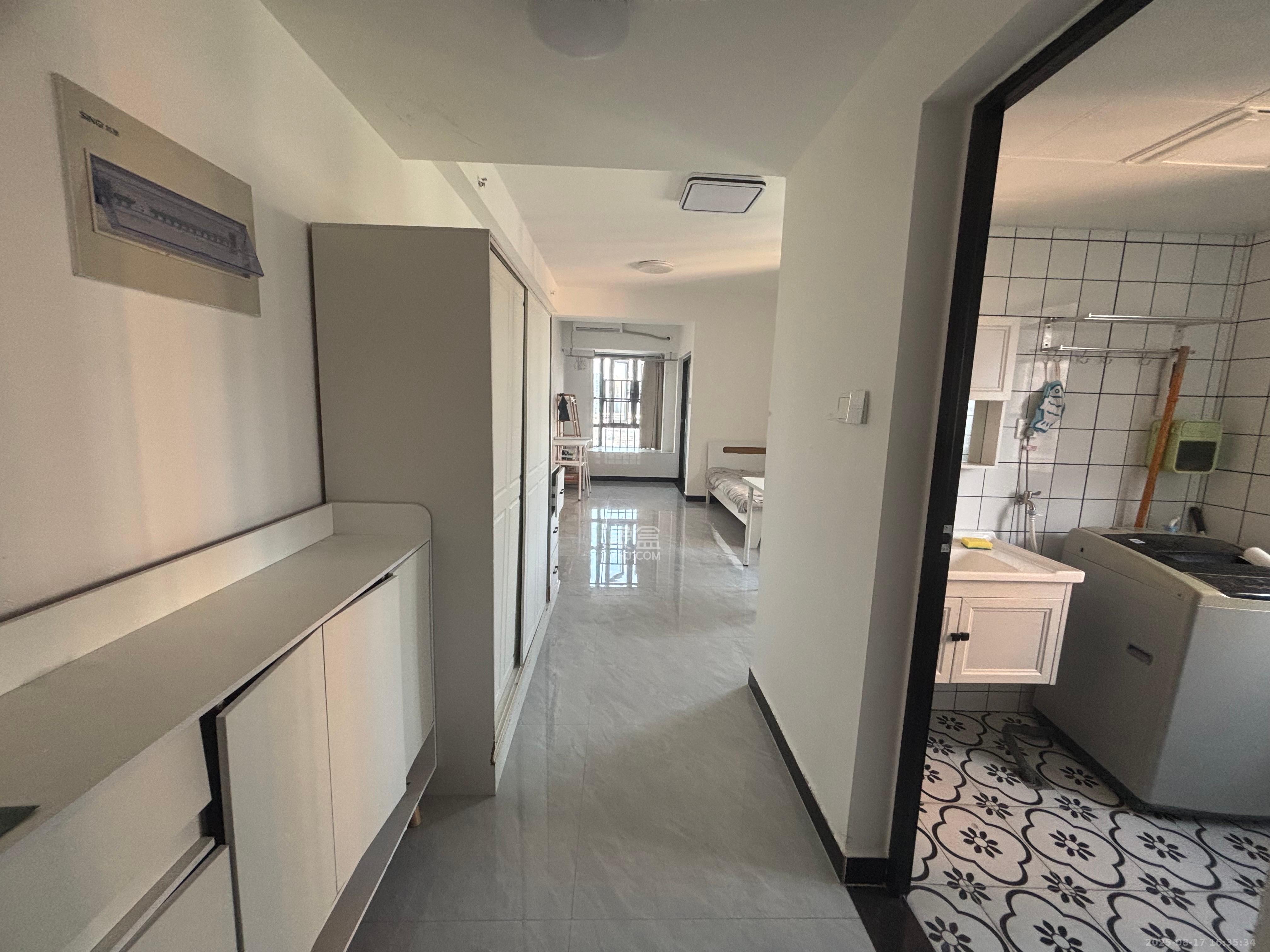 潇湘名城(新里程潇湘名城)  1室1厅1卫    1600.0元/月 潇湘名城(新里程潇湘名城)  1室1厅1卫    1600.0元/月室内图