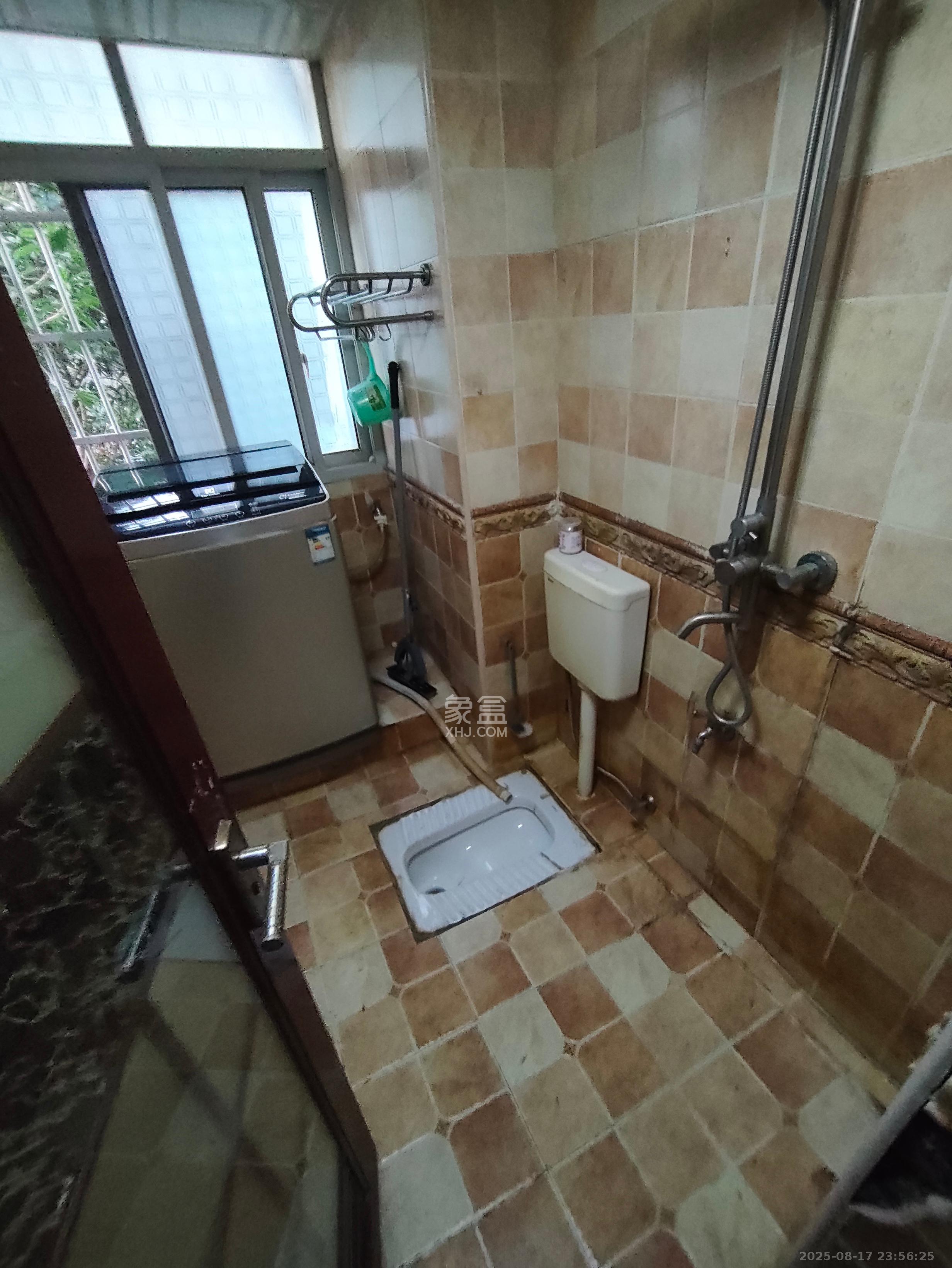 天心华庭 1室1厅1卫 2800.0元/月 天心华庭 1室1厅1卫 2800.0元/月室内图