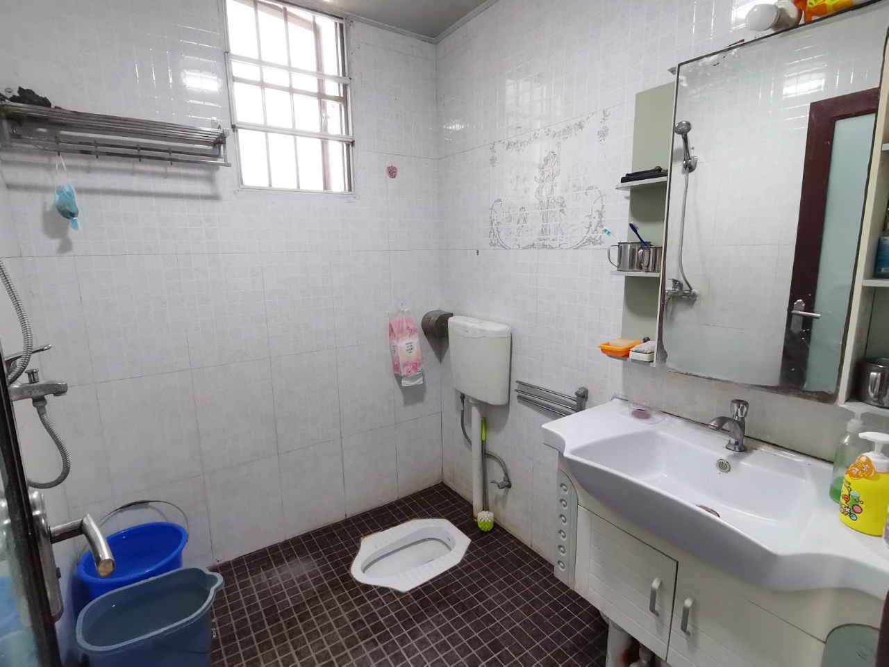 南海绿洲 3室2厅1卫 128.0万 南海绿洲 3室2厅1卫 128.0万室内图