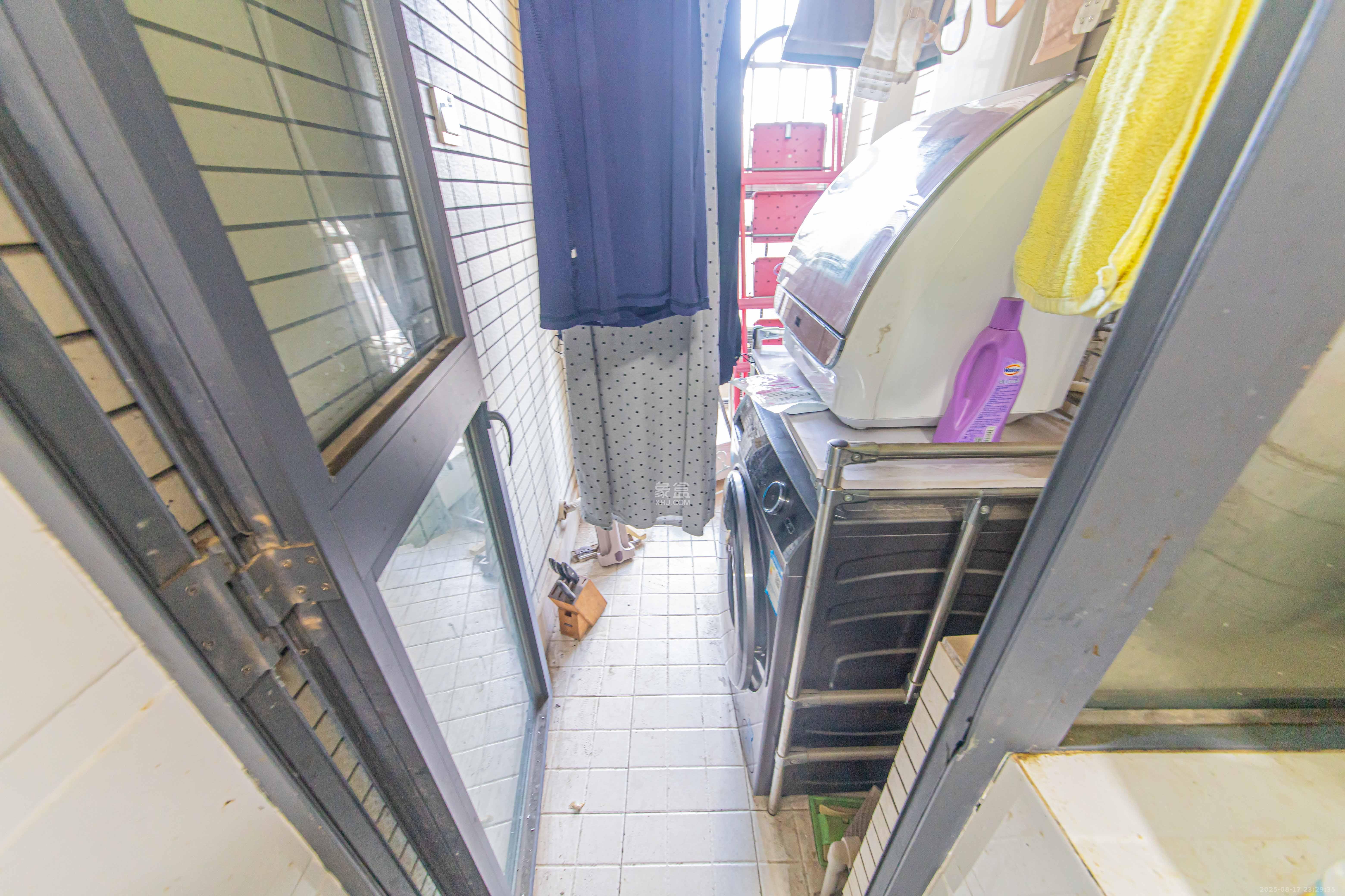 中信文化广场(中信新城二期)  2室2厅1卫    35.0万 中信文化广场(中信新城二期)  2室2厅1卫    35.0万厨房