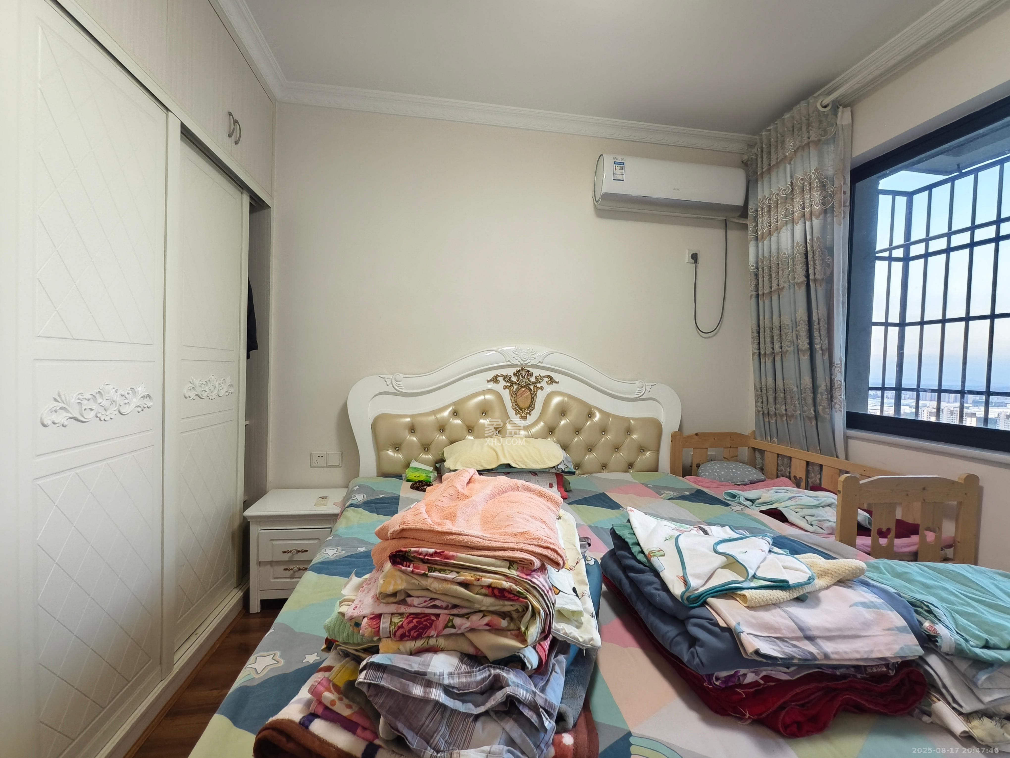 康桥长郡 3室2厅2卫 2200.0元/月 康桥长郡 3室2厅2卫 2200.0元/月室内图