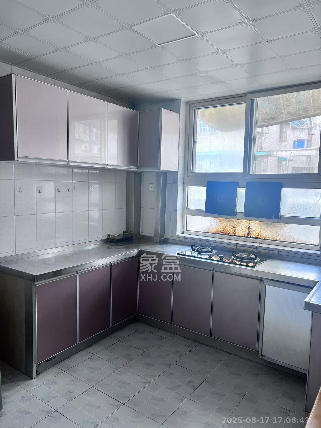 海威大厦 3室2厅2卫 2200.0元/月 海威大厦 3室2厅2卫 2200.0元/月室内图