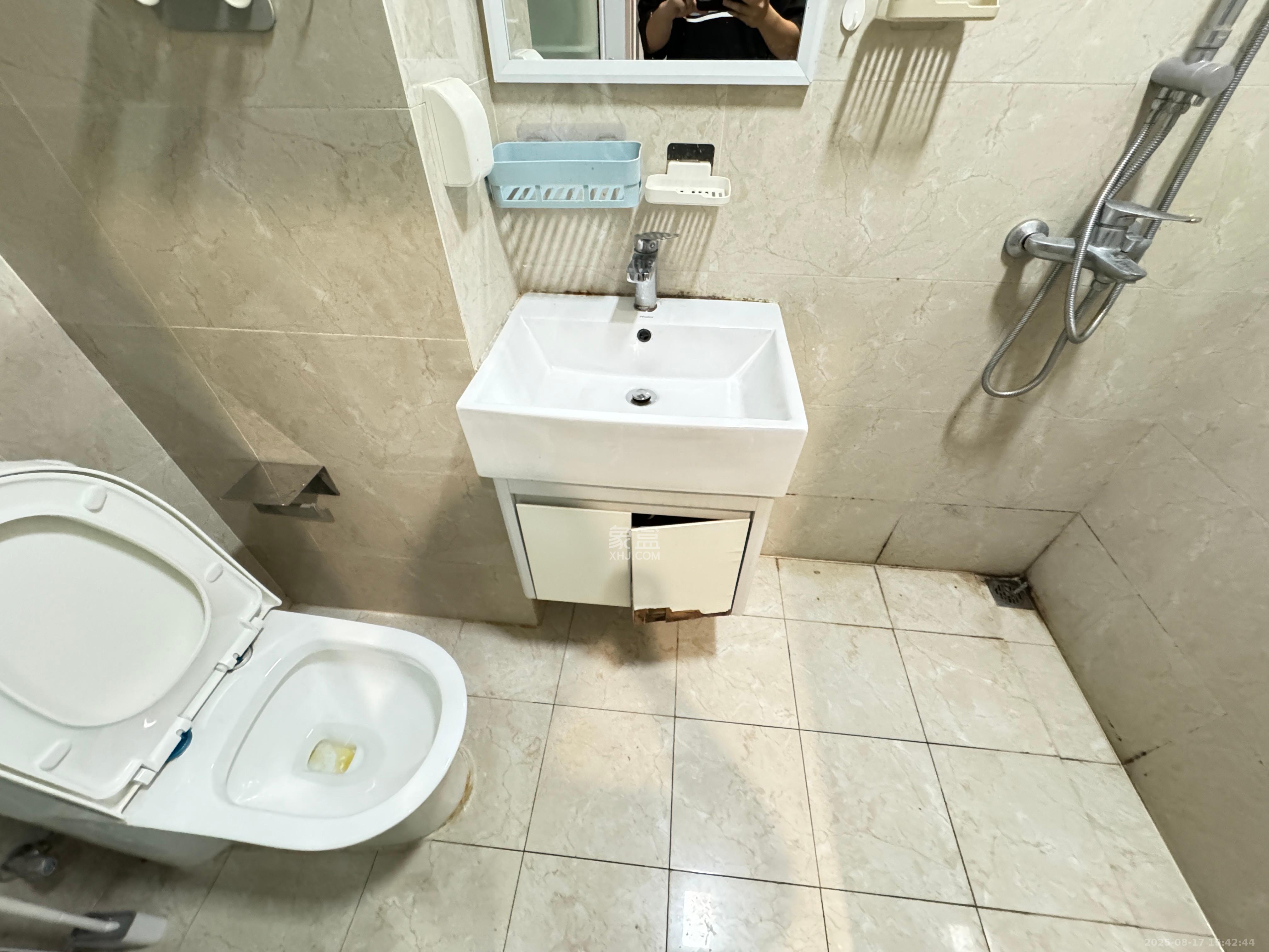 中建信和城  1室0厅0卫   1500.00元/月室内图