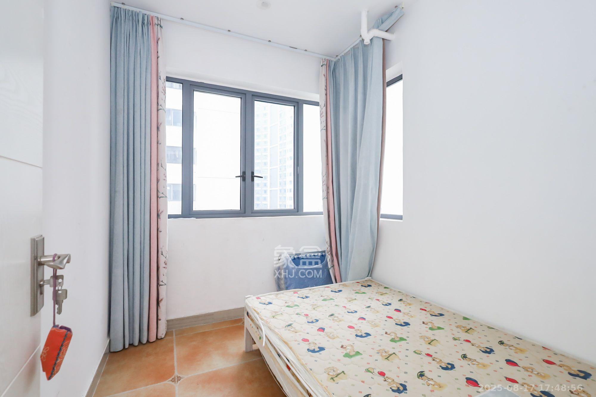 保利天禧D区 3室2厅1卫 2800.0元/月 保利天禧D区 3室2厅1卫 2800.0元/月室内图