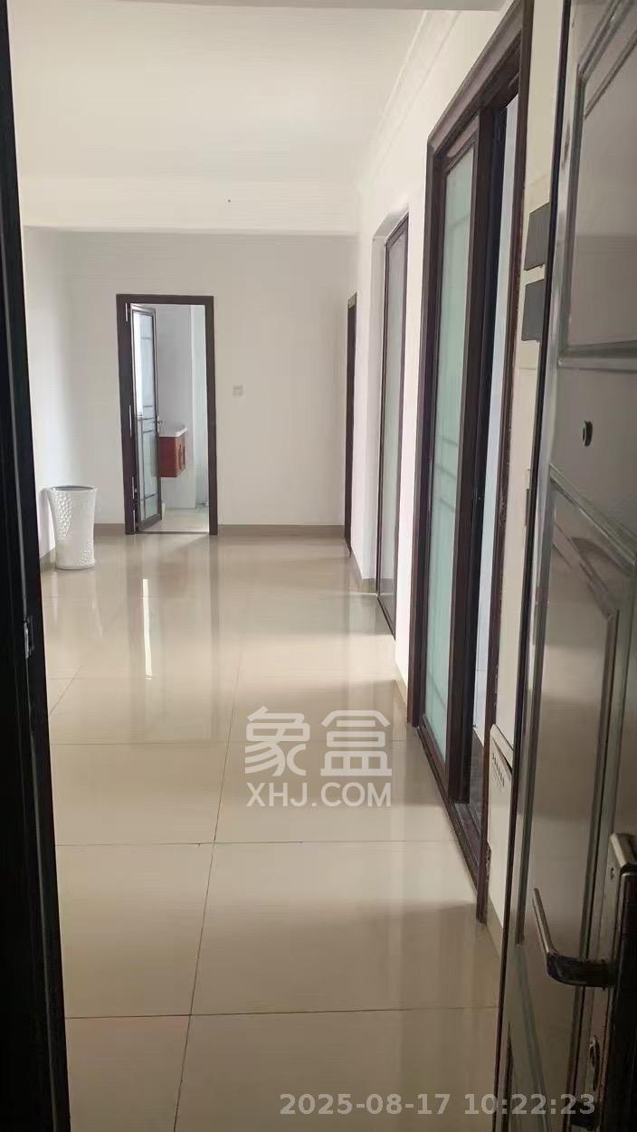 中惠锦堂 4室2厅2卫 4500.0元/月 中惠锦堂 4室2厅2卫 4500.0元/月室内图