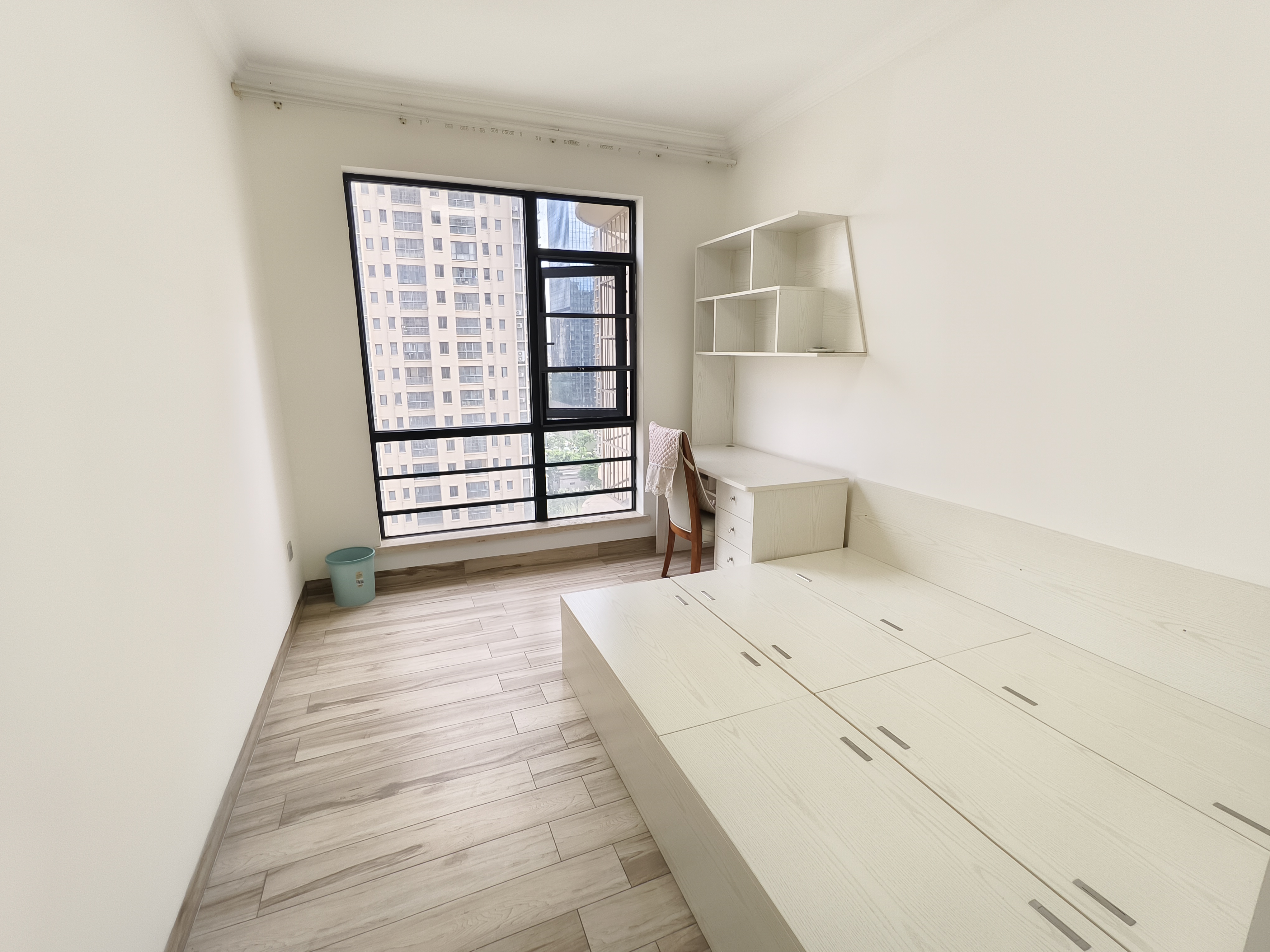 海阔天空-国瑞城二期(雅仕苑) 3室2厅1卫 3800.0元/月 海阔天空-国瑞城二期(雅仕苑) 3室2厅1卫 3800.0元/月室内图