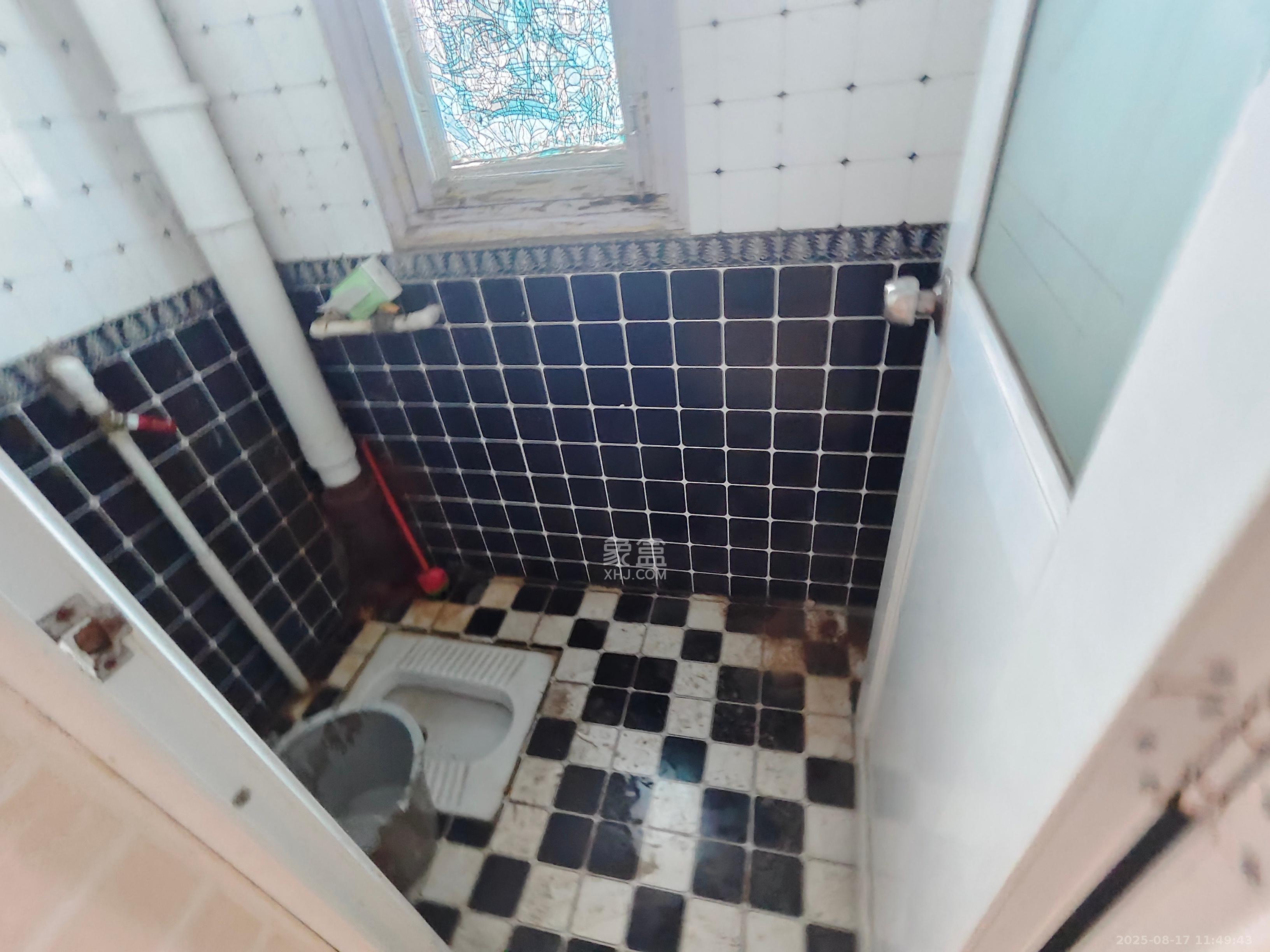 湖橡宿舍/湖橡小区 2室1厅1卫 1100.0元/月 湖橡宿舍/湖橡小区 2室1厅1卫 1100.0元/月室内图