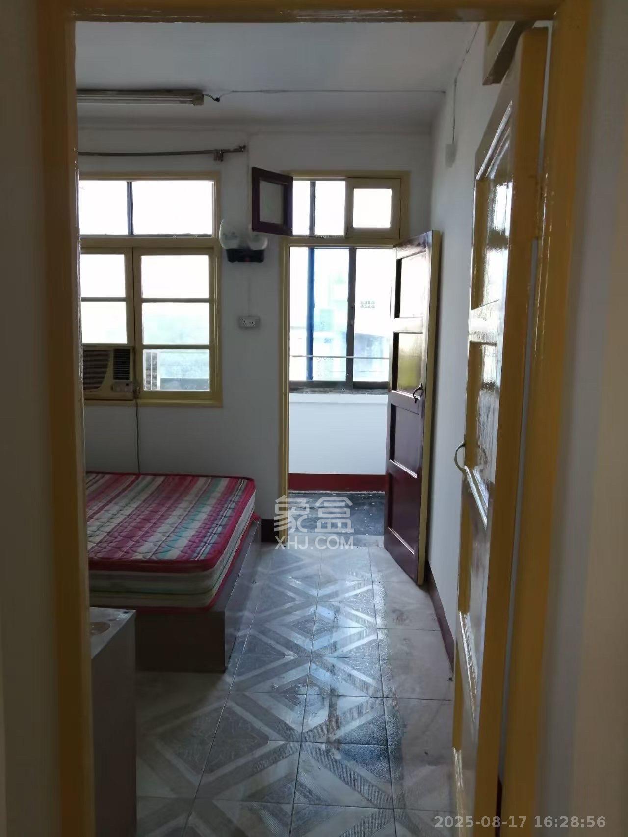 桔园小区1-8片  2室1厅1卫    1000.0元/月 桔园小区1-8片  2室1厅1卫    1000.0元/月室内图