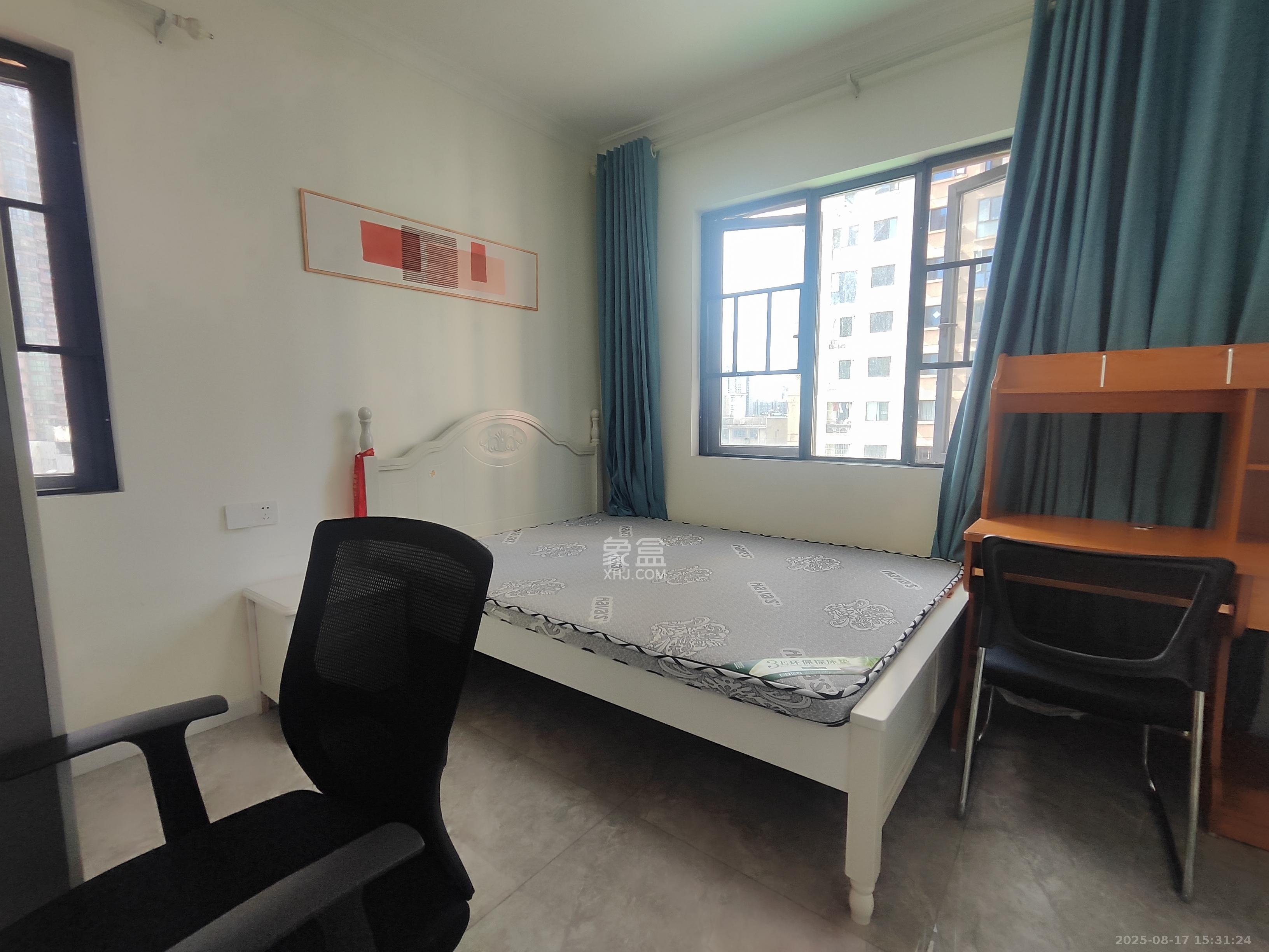 韭菜园嘉苑  2室1厅1卫    3300.0元/月 韭菜园嘉苑  2室1厅1卫    3300.0元/月室内图