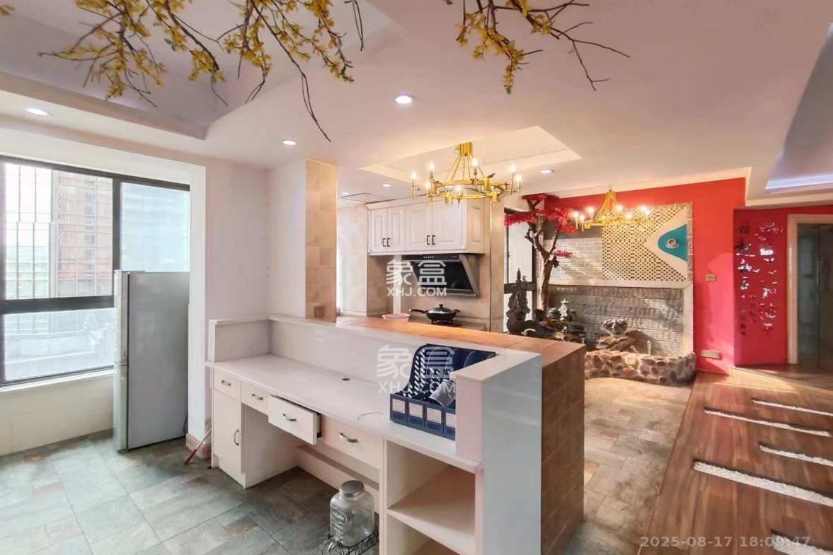 华晨国际公馆  3室2厅2卫    8000.0元/月 华晨国际公馆  3室2厅2卫    8000.0元/月室内图