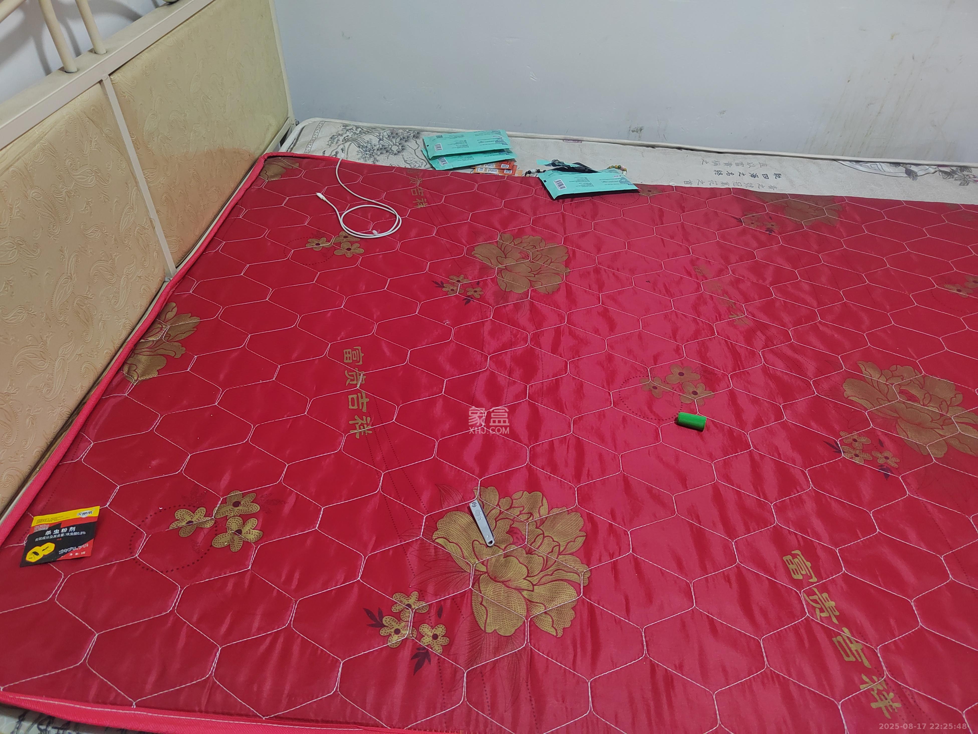 丰园城(鄱阳小区二期) 3室2厅2卫 2000.0元/月 丰园城(鄱阳小区二期) 3室2厅2卫 2000.0元/月室内图