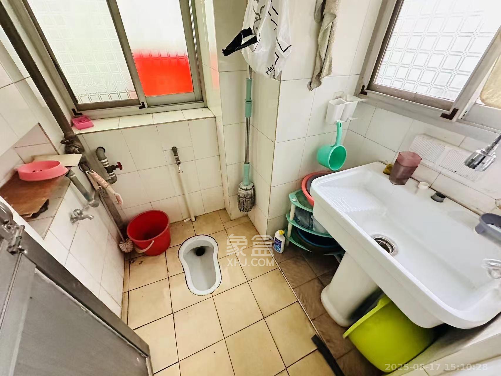 湖开小区（湖南开关厂宿舍）/南大桥社区  1室2厅1卫   1300.00元/月室内图