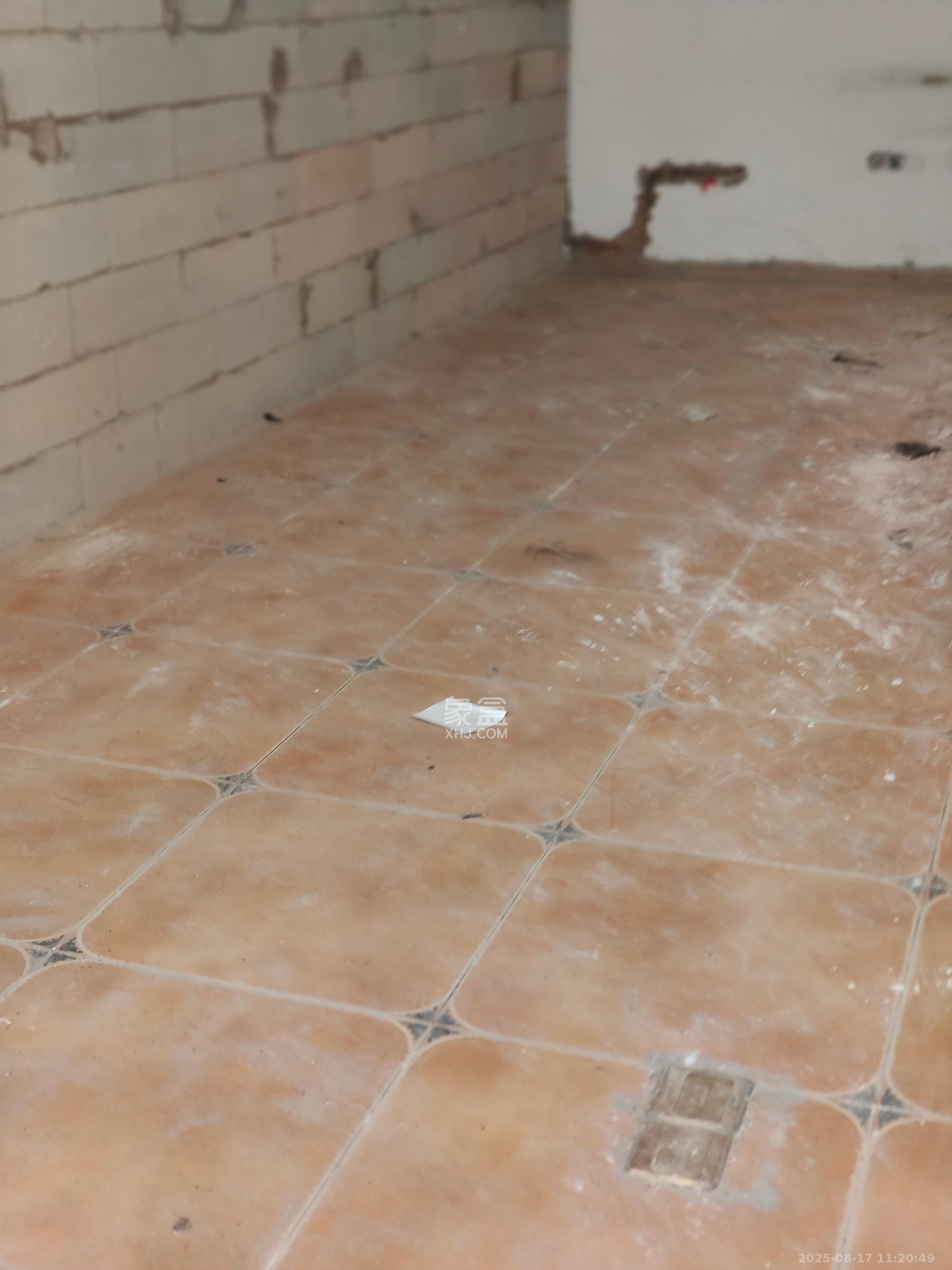 财汇新天地（财汇商务广场）   42.6㎡      1500.0元/月室内图