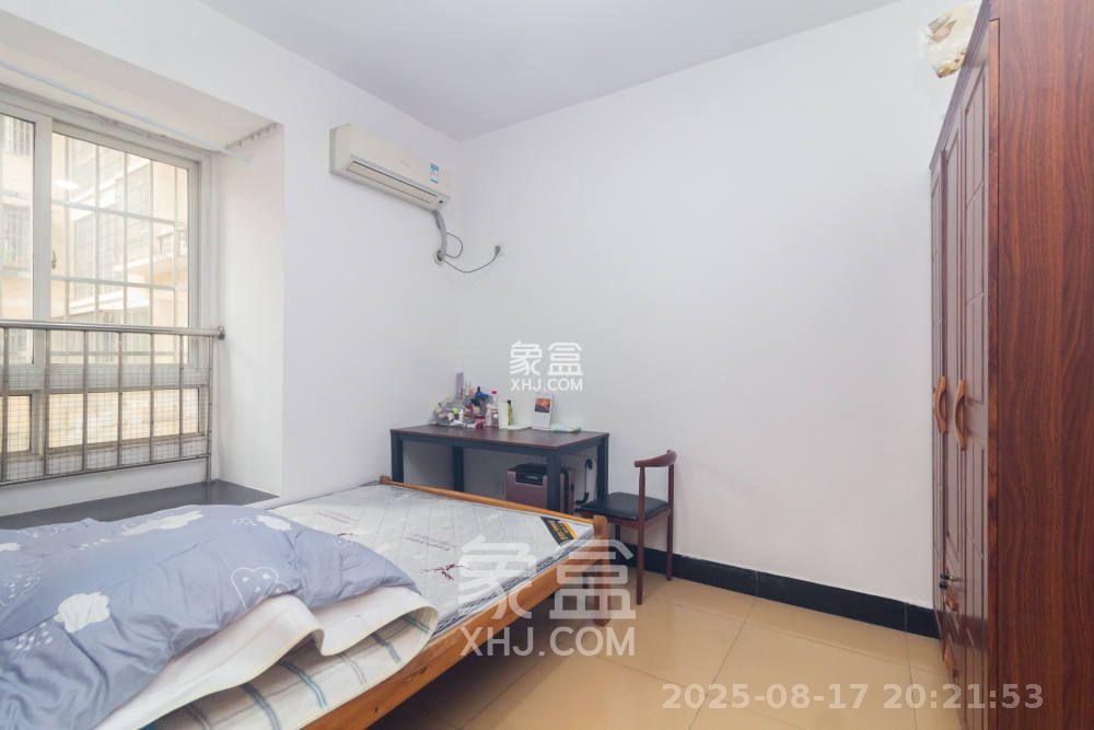 圣力华苑  2室2厅1卫   1300.00元/月室内图
