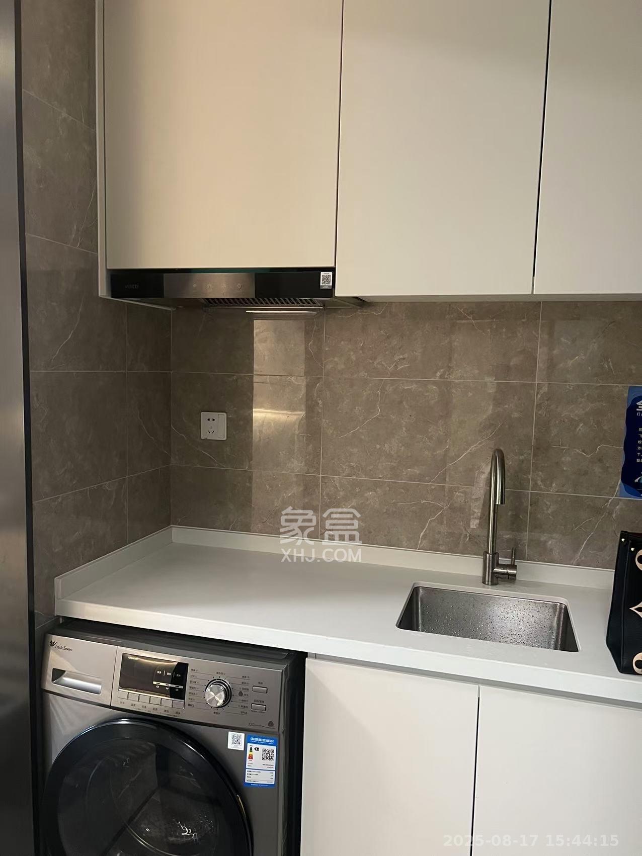 华润置地中心  1室1厅1卫    2600.0元/月室内图