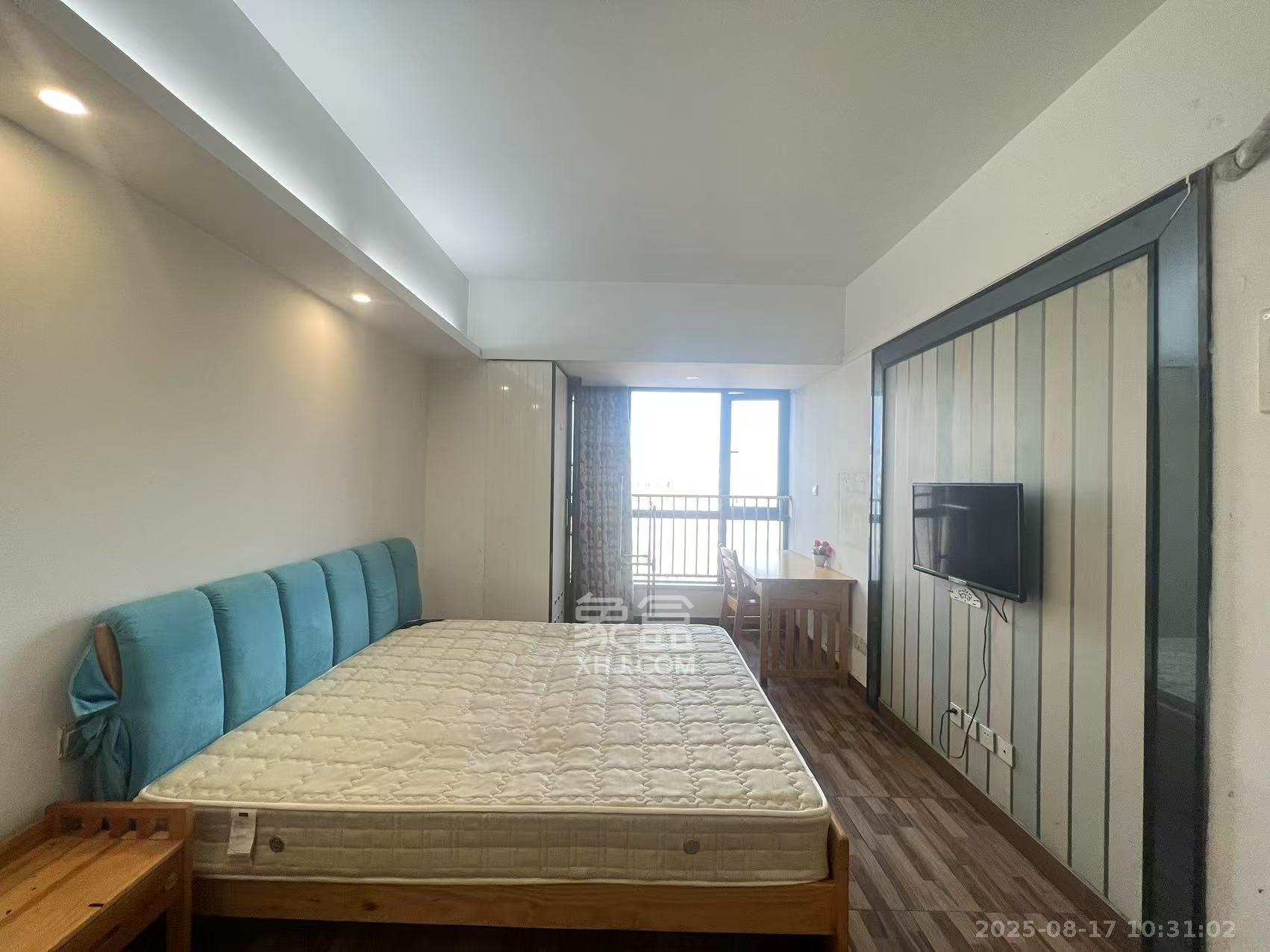 德思勤城市广场(宝格丽公寓) 1室1厅1卫 1600.0元/月 德思勤城市广场(宝格丽公寓) 1室1厅1卫 1600.0元/月室内图