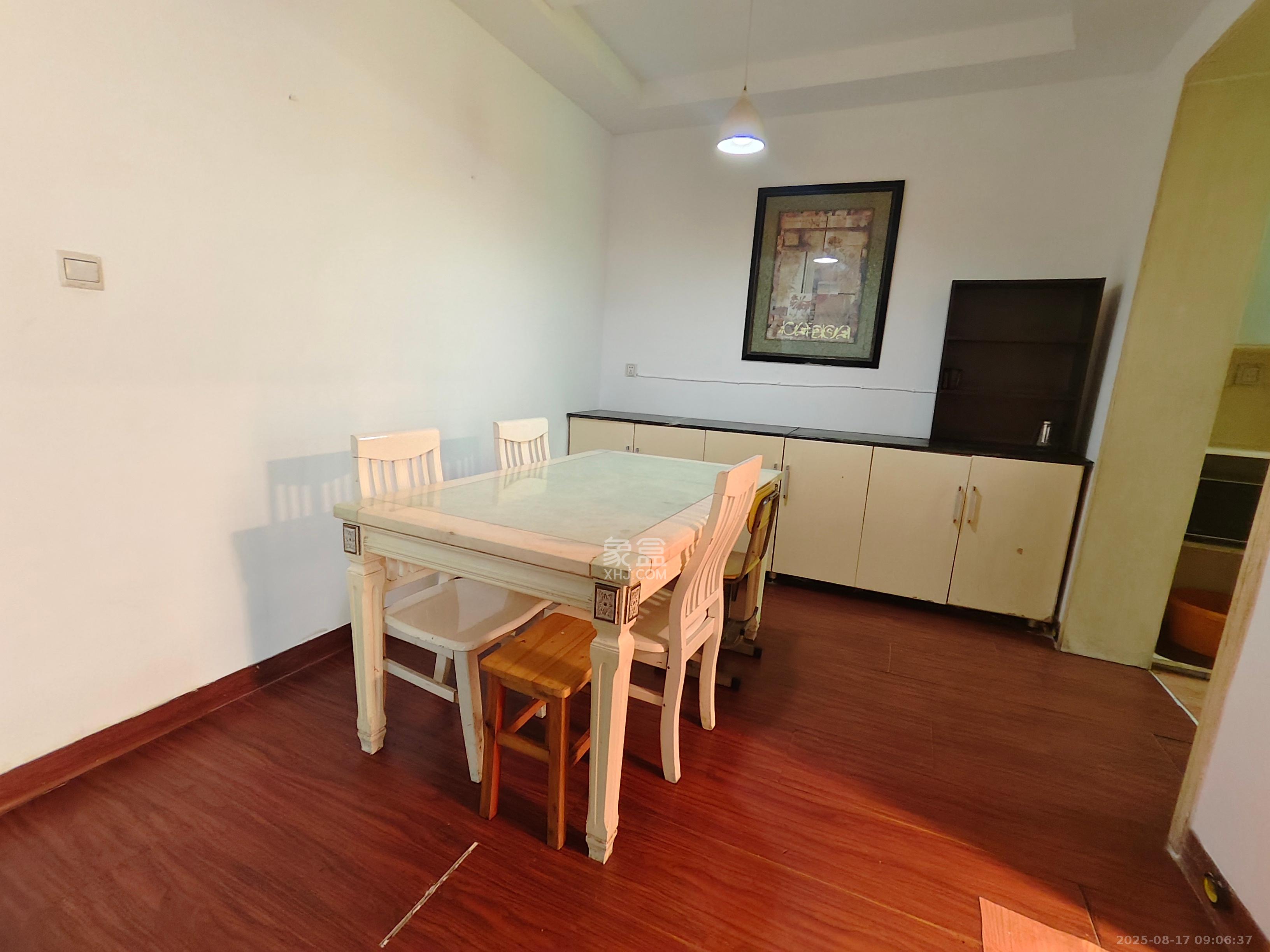 德邦新村 3室2厅2卫 1800.0元/月 德邦新村 3室2厅2卫 1800.0元/月室内图