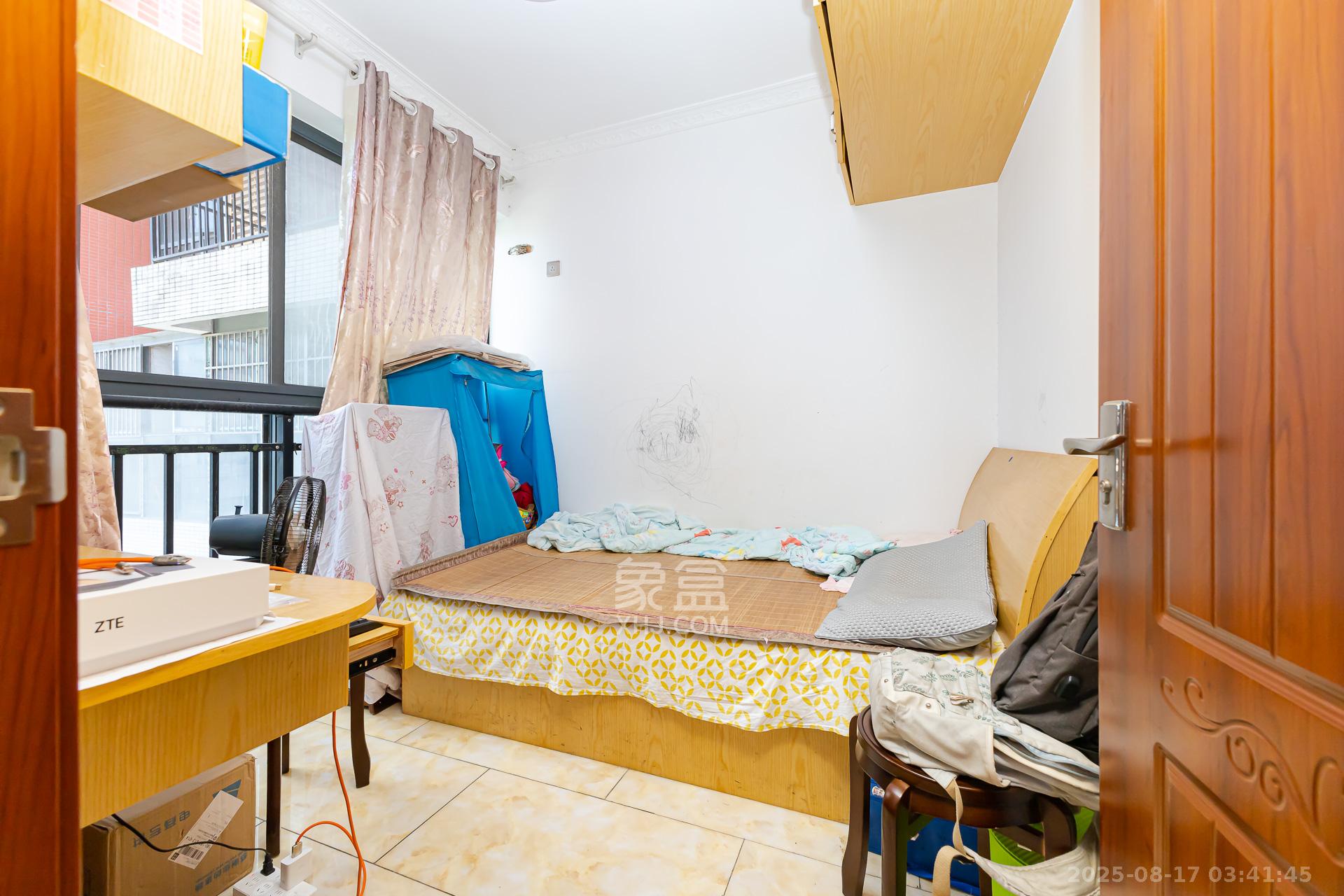 浩龙音乐界  2室2厅1卫    60.0万卧室