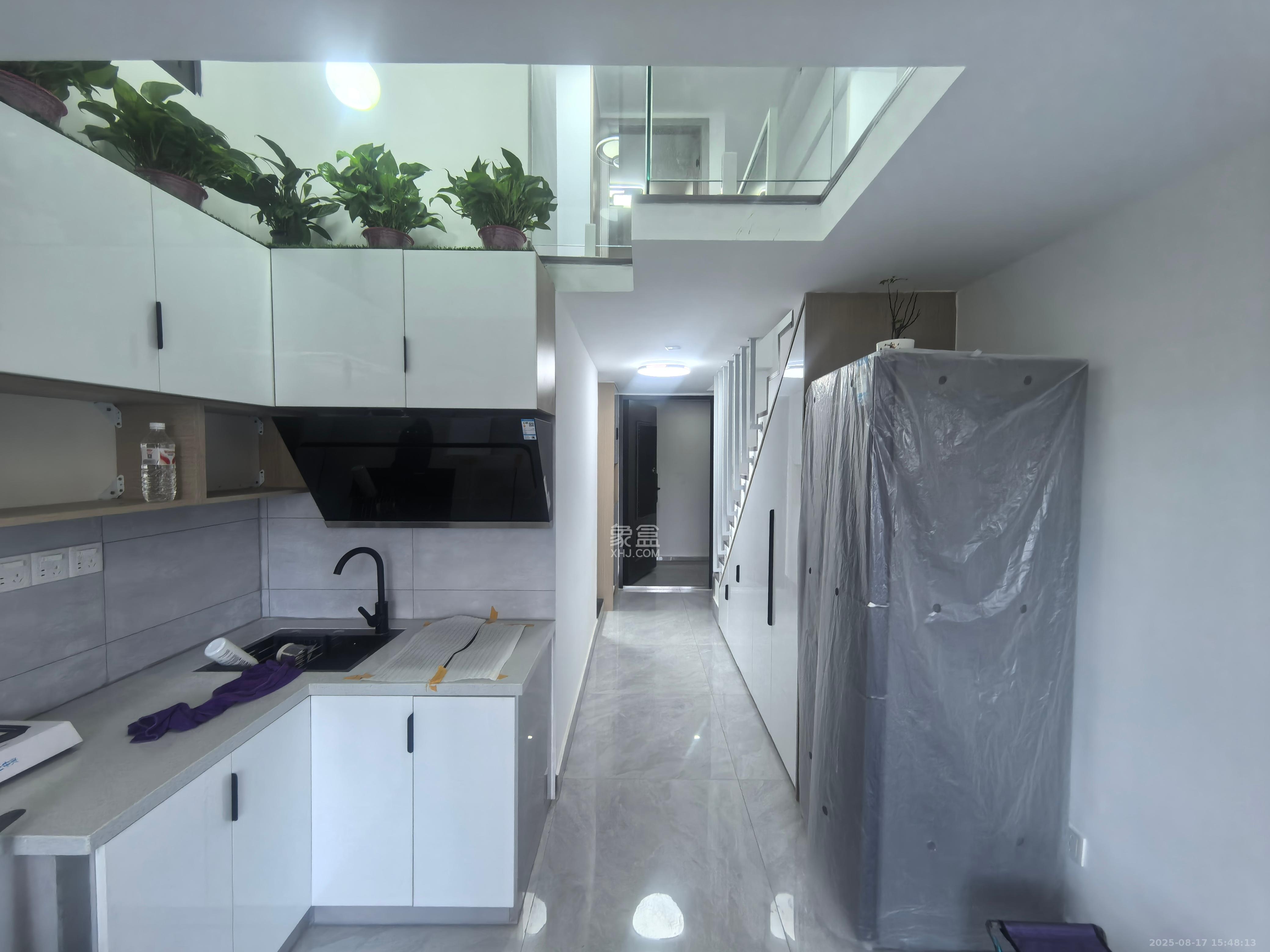 芝林商务中心 2室1厅1卫 1800.0元/月 芝林商务中心 2室1厅1卫 1800.0元/月室内图