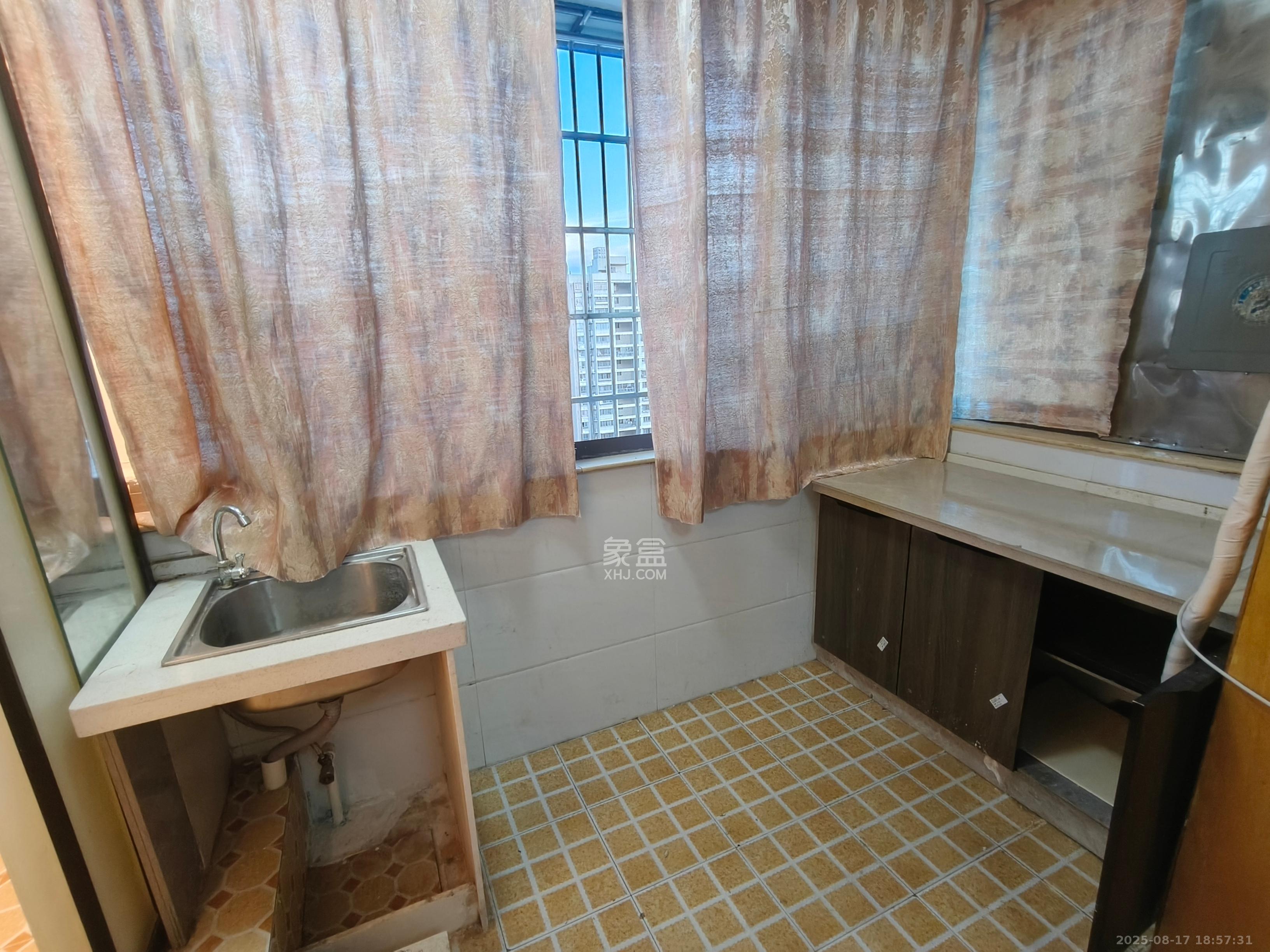 同鑫家园 2室2厅1卫 1450.0元/月 同鑫家园 2室2厅1卫 1450.0元/月室内图