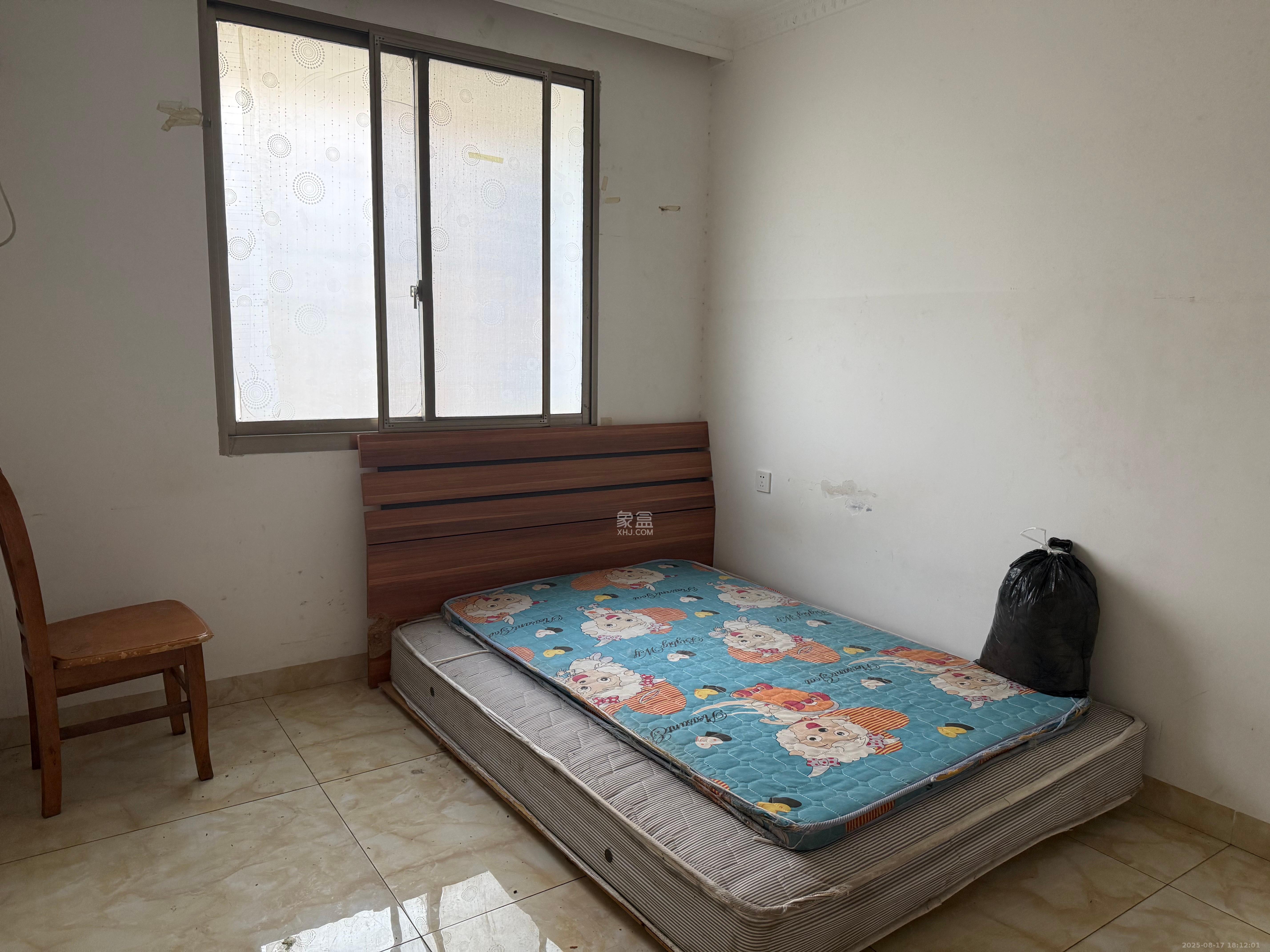 兰景花园 3室2厅1卫 1700.0元/月 兰景花园 3室2厅1卫 1700.0元/月室内图