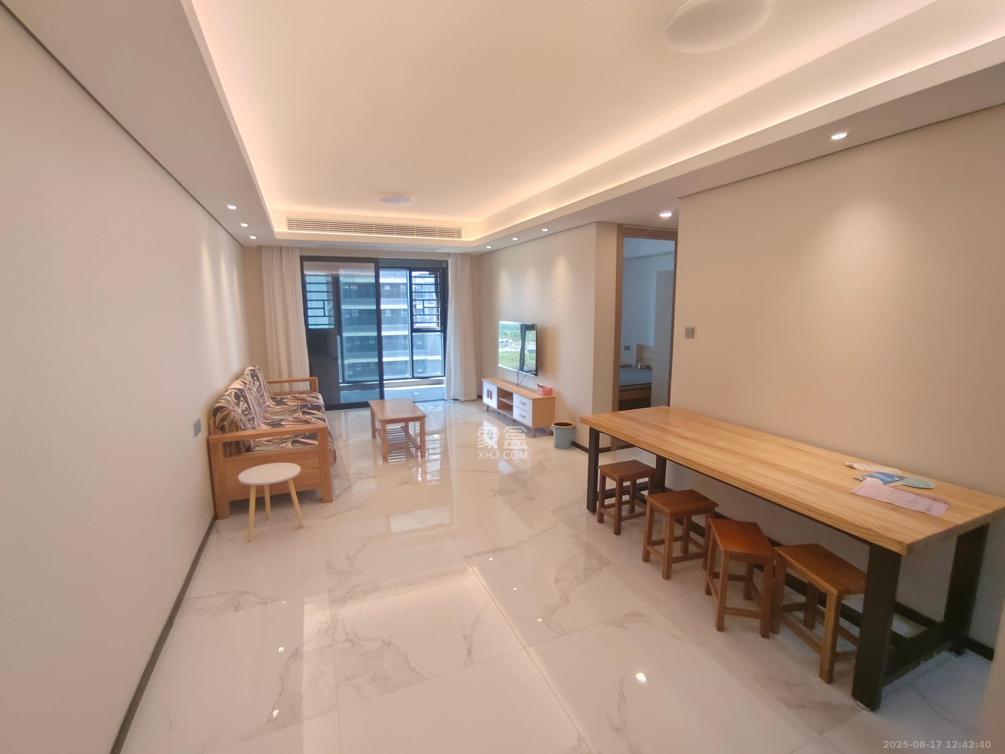 中海麓山境南区  3室1厅2卫    2800.0元/月