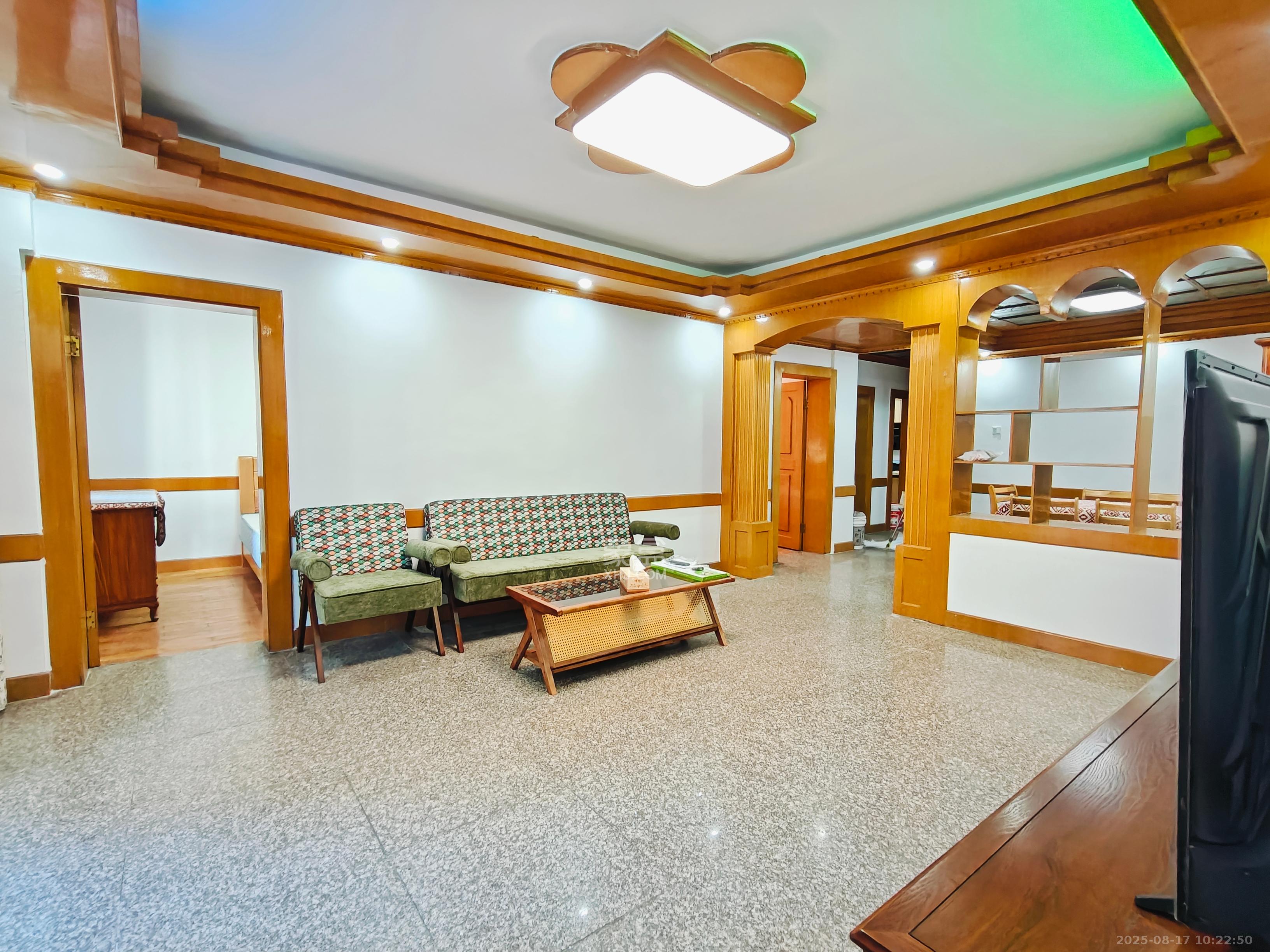 城市花园 3室1厅2卫 2800.0元/月 城市花园 3室1厅2卫 2800.0元/月室内图