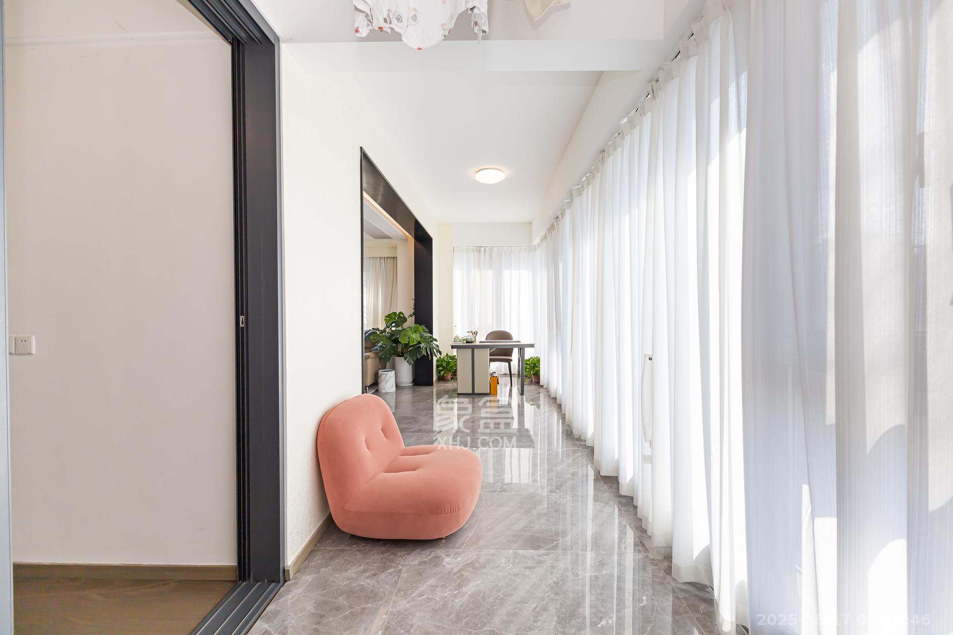 越秀湘江星汇城三期 4室2厅3卫 260.0万 越秀湘江星汇城三期 4室2厅3卫 260.0万阳台