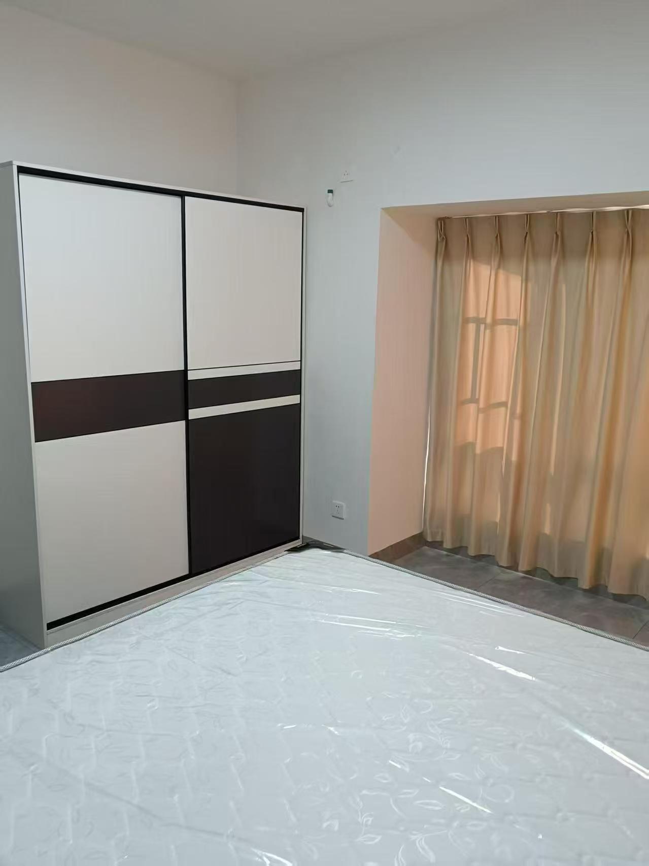 雅颂居  3室2厅2卫   2300.00元/月室内图