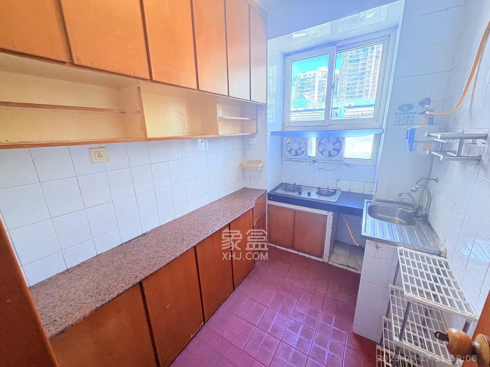 湖南石油化学工业局小区（侯家塘化工厅）  2室2厅1卫    1950.0元/月室内图