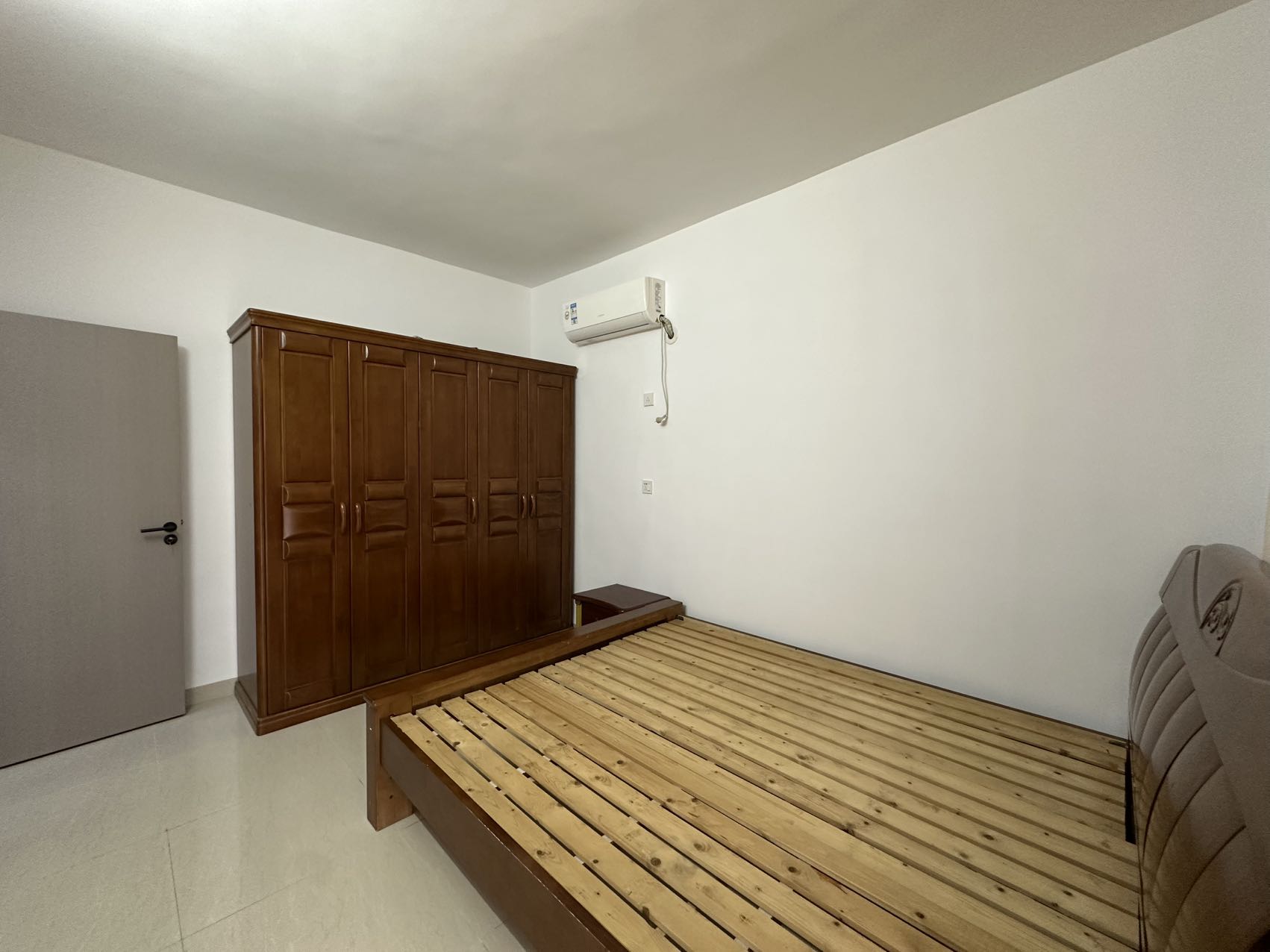 省建筑设计科研所宿舍 2室2厅1卫 2100.0元/月 省建筑设计科研所宿舍 2室2厅1卫 2100.0元/月室内图