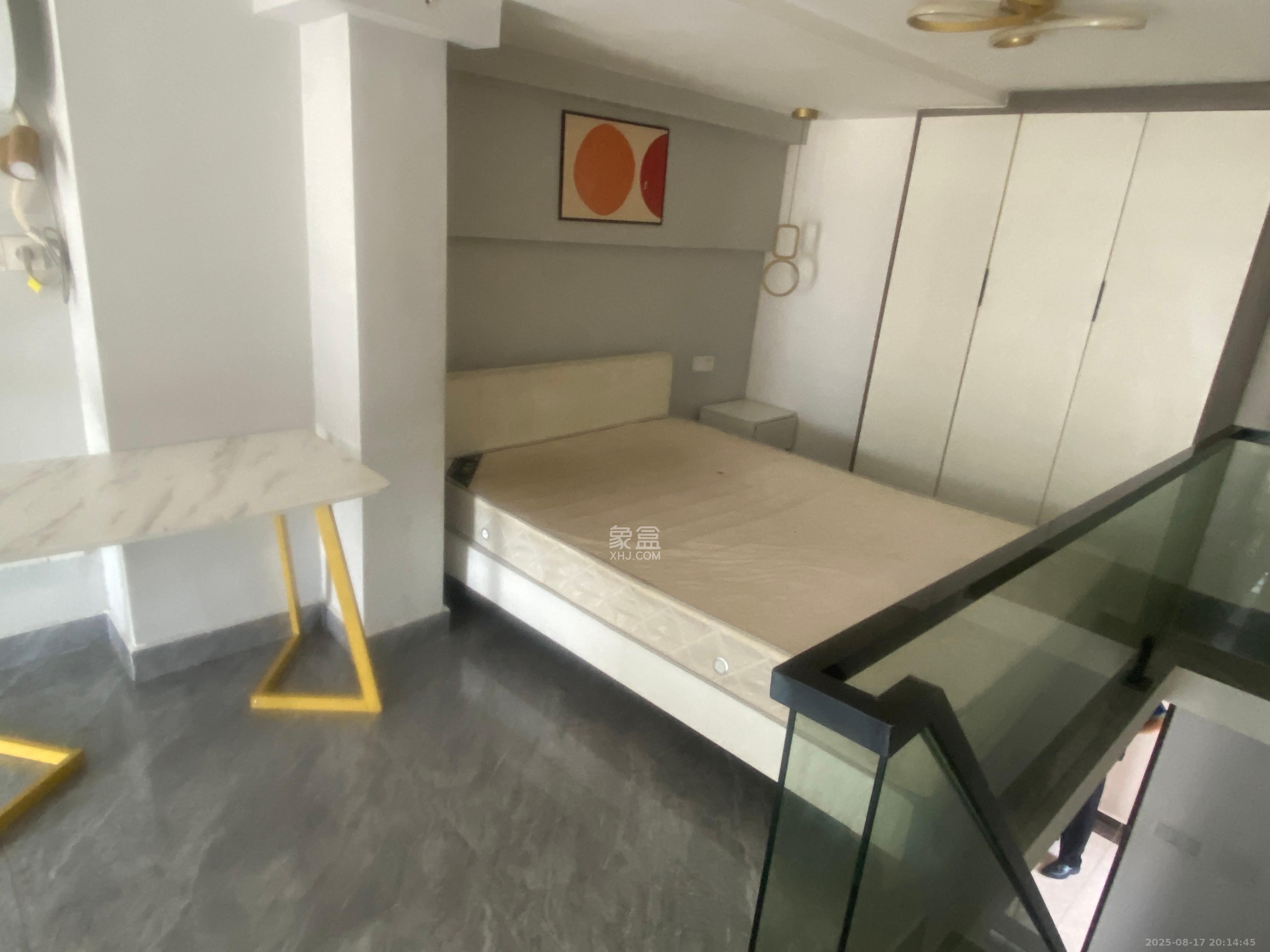 佳兆业云顶都汇  2室1厅1卫    2200.0元/月室内图