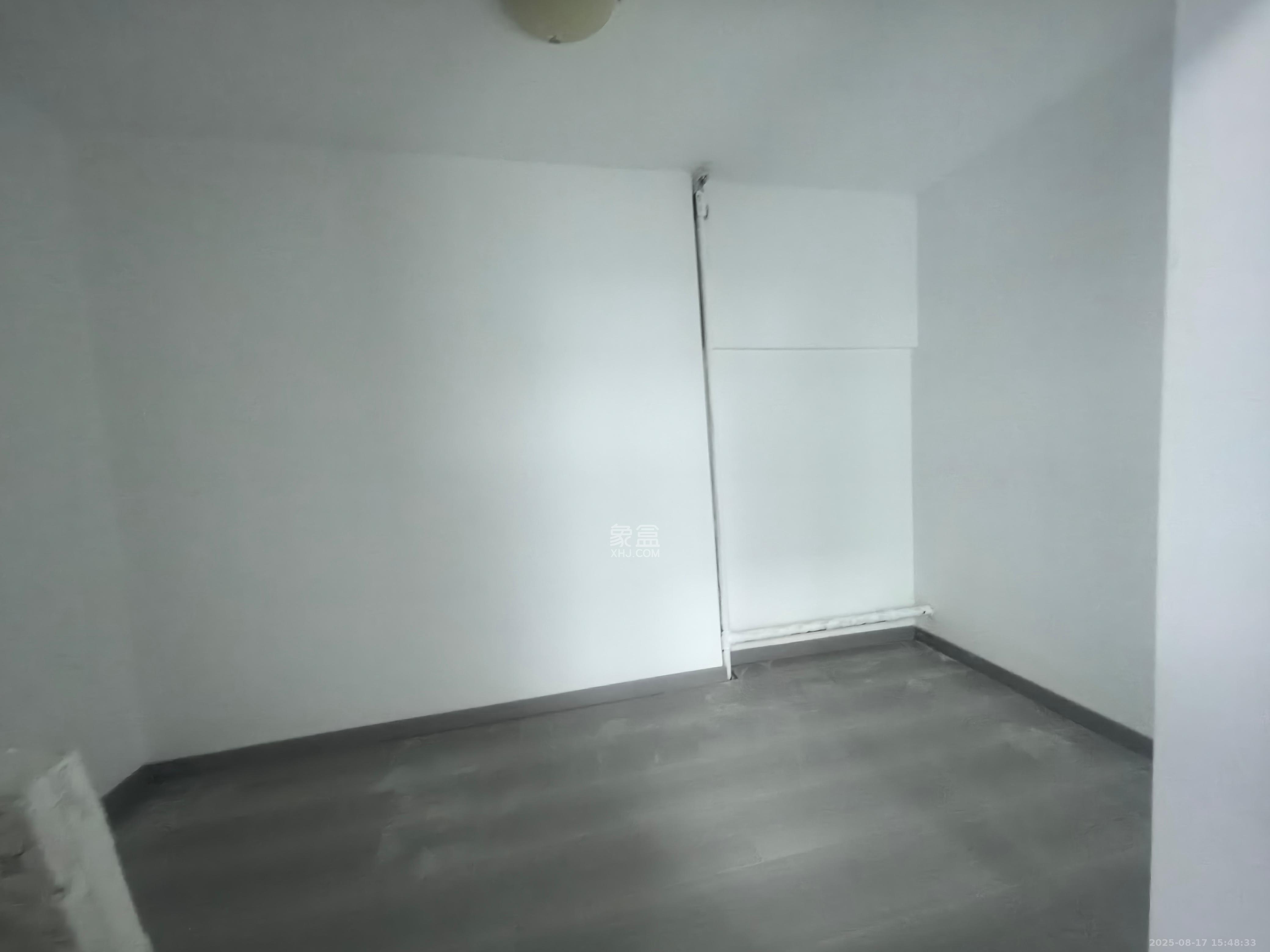 芝林商务中心 2室1厅1卫 1800.0元/月 芝林商务中心 2室1厅1卫 1800.0元/月室内图