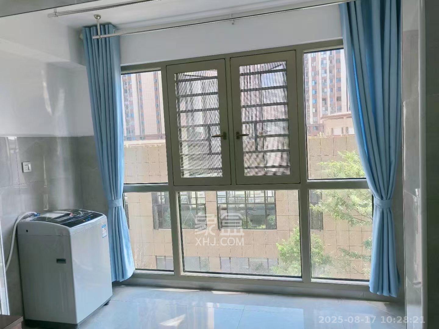 滨河嘉园  2室1厅1卫    2200.0元/月 滨河嘉园  2室1厅1卫    2200.0元/月室内图