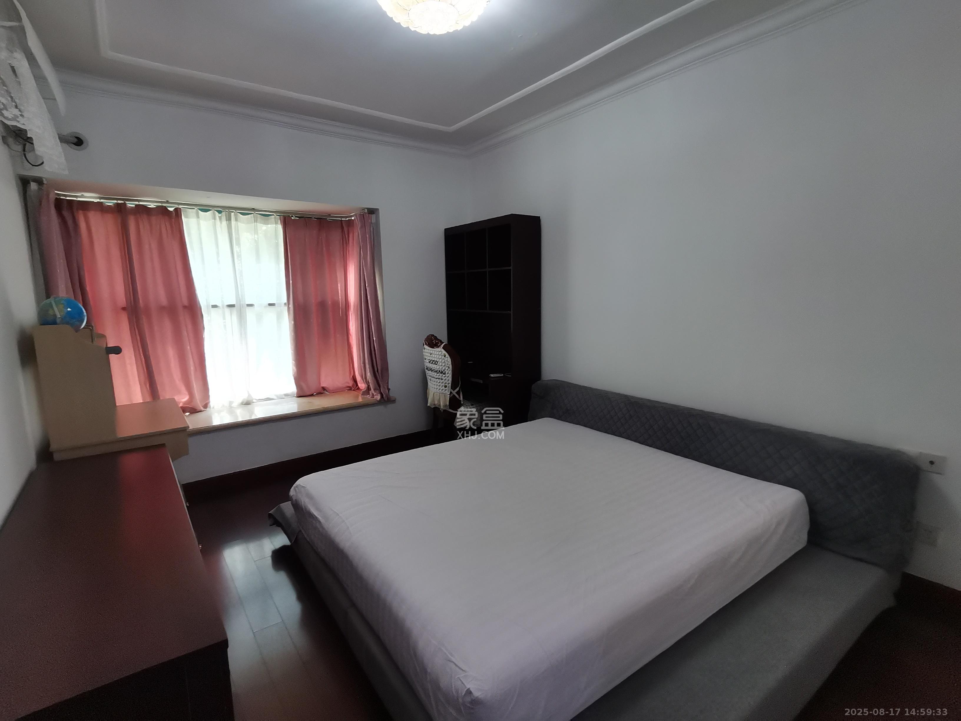 恒大华府  3室2厅1卫    3600.0元/月 恒大华府  3室2厅1卫    3600.0元/月室内图