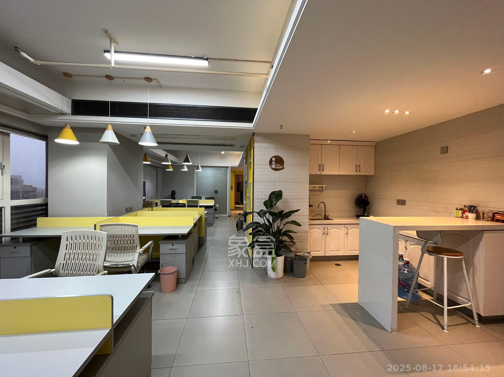 北辰三角洲B1E1区 1室1厅1卫 12600.0元/月 北辰三角洲B1E1区 1室1厅1卫 12600.0元/月室内图