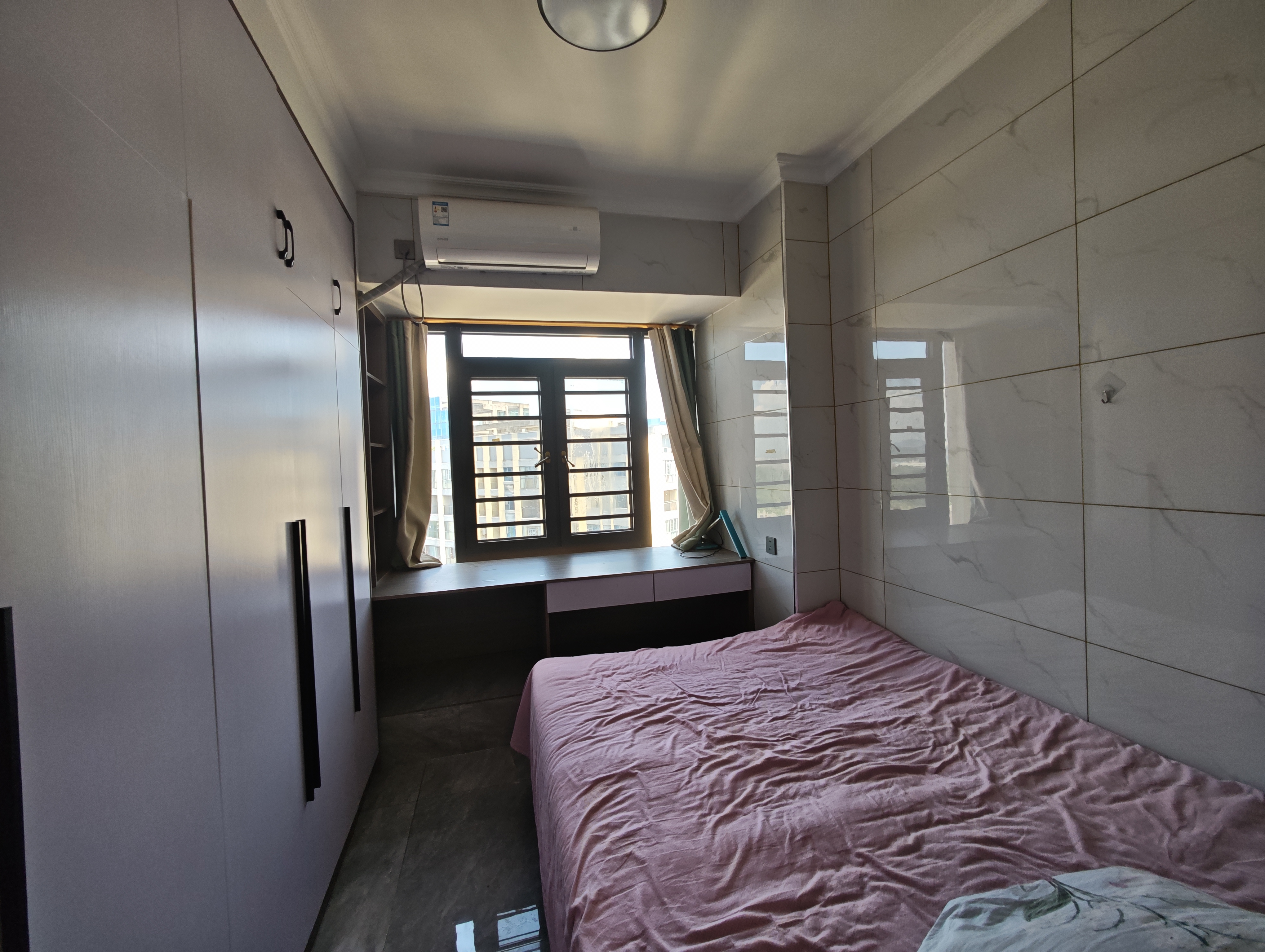 百弘学府城 1室1厅1卫 800.0元/月 百弘学府城 1室1厅1卫 800.0元/月室内图