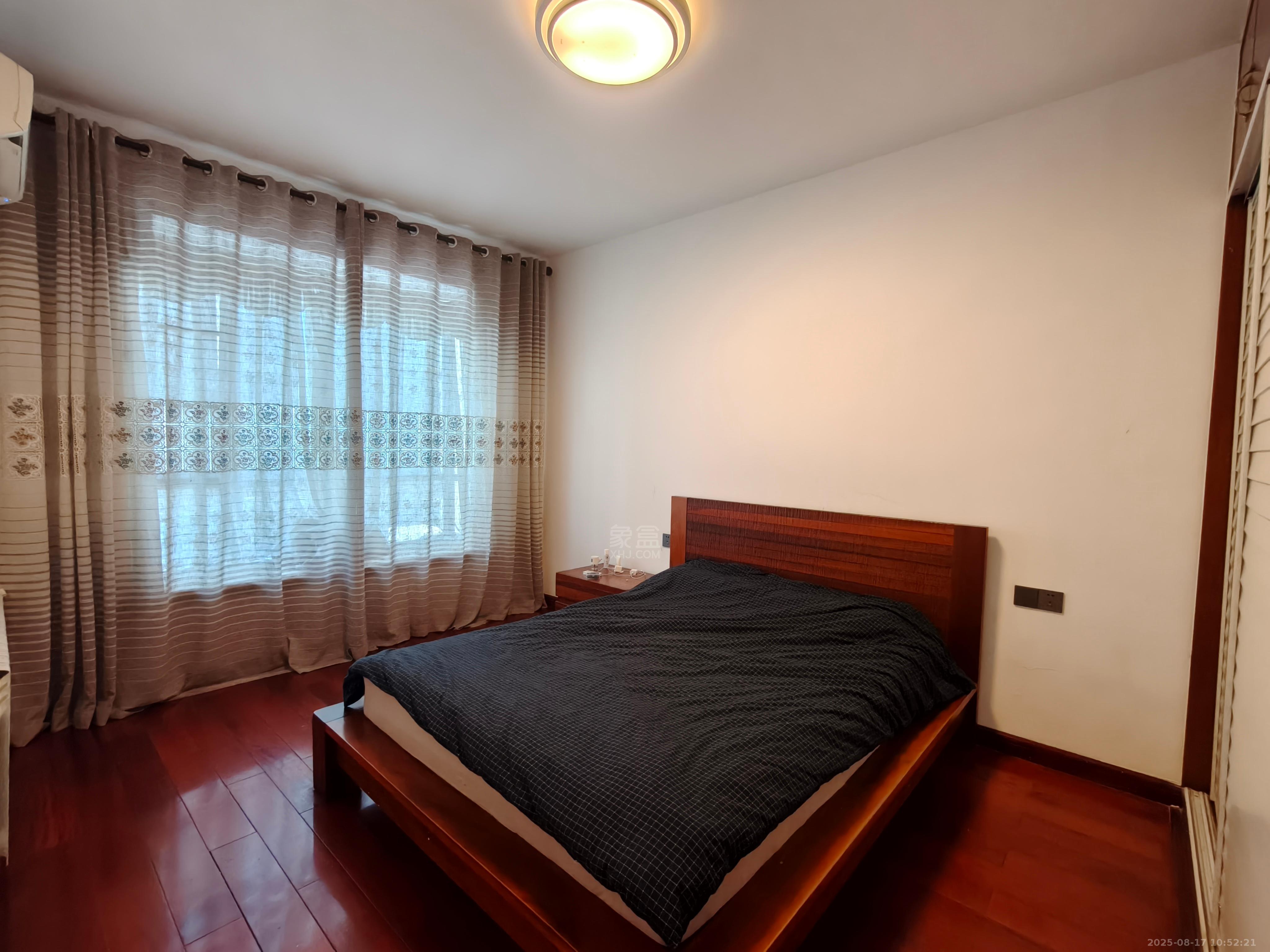 城市风景 6室2厅2卫 3200.0元/月 城市风景 6室2厅2卫 3200.0元/月室内图