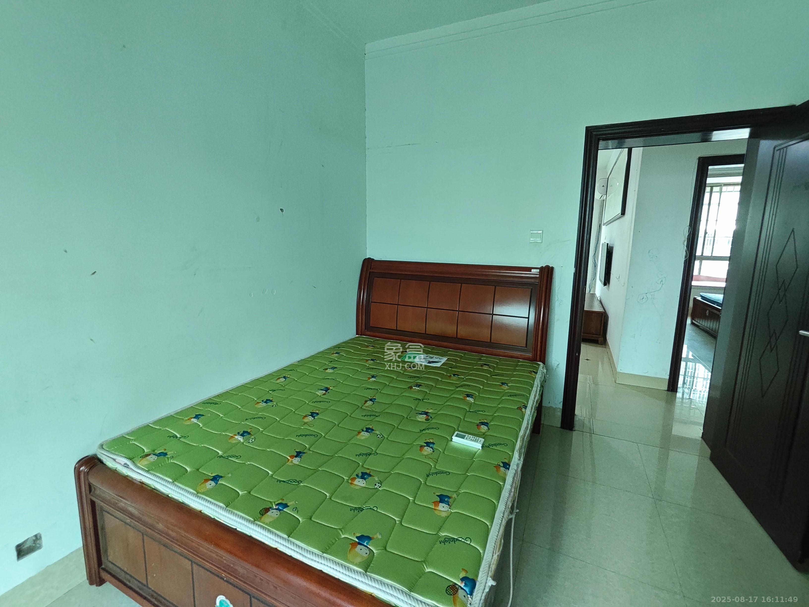 金桂小区一期 1室2厅1卫 1700.0元/月 金桂小区一期 1室2厅1卫 1700.0元/月室内图