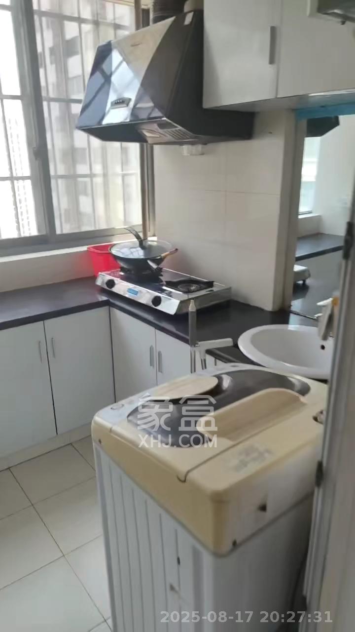 尚上美寓  2室1厅1卫    2600.0元/月 尚上美寓  2室1厅1卫    2600.0元/月室内图